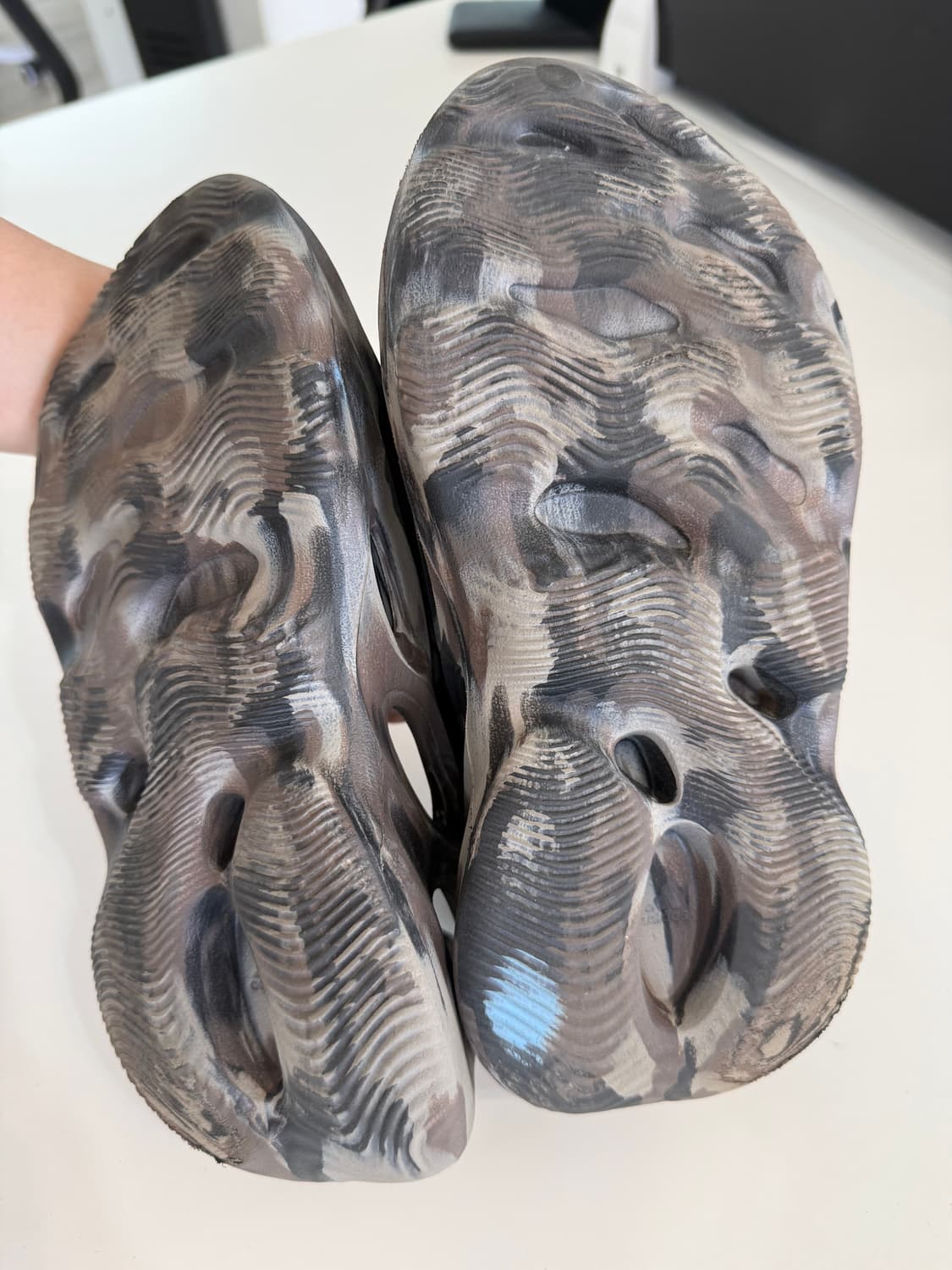 아디다스 이지 폼러너 230mm 상품이미지4