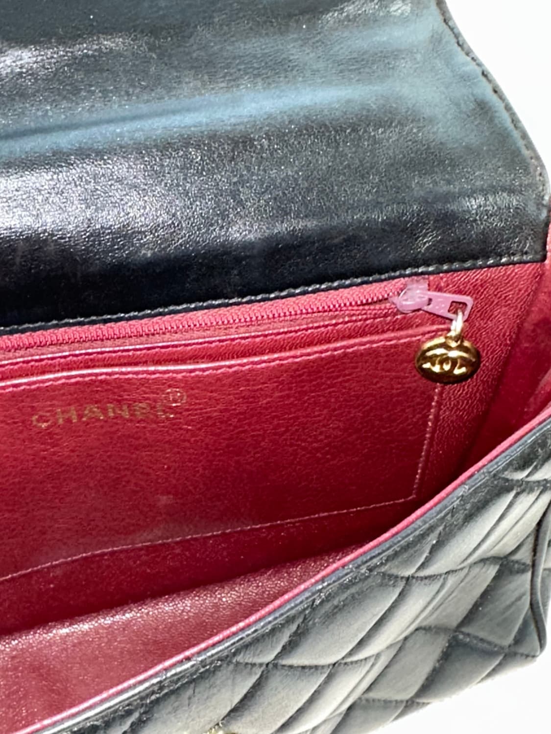 CHANEL 샤넬 빈티지 퀼팅 레더 크로스백(4번대) 상품이미지6