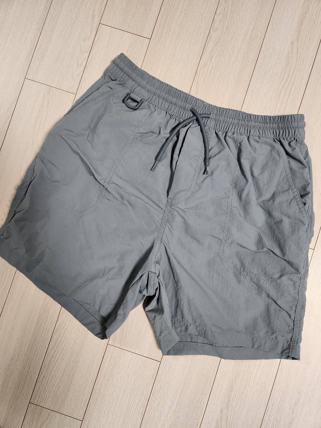 새상품급) 코드그라피 블루 밴딩 반바지 사이즈m

여러 중고사이트에도 같 상품이미지1