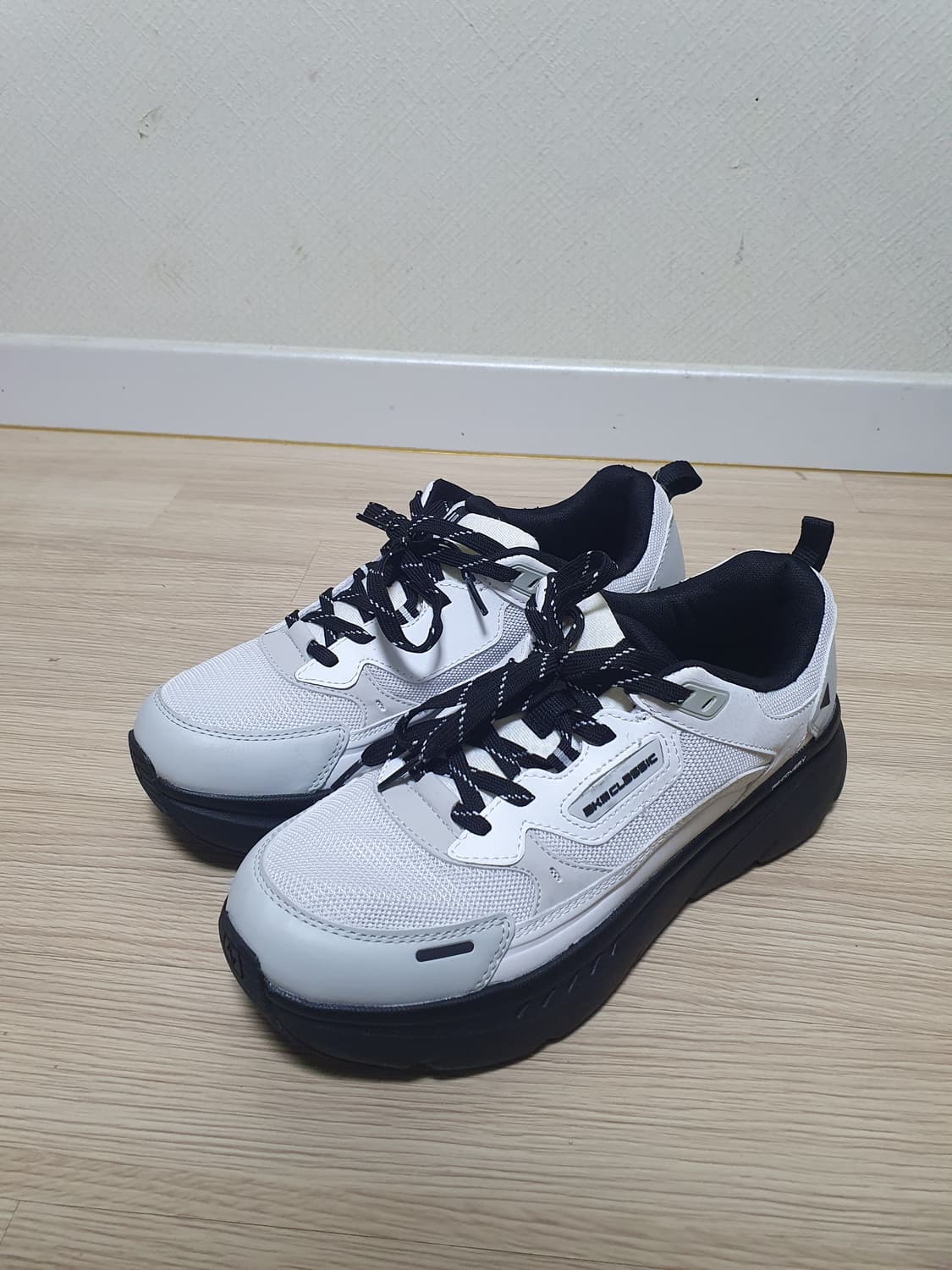 아키클래식 범퍼트레이너 운동화 290 상품이미지4