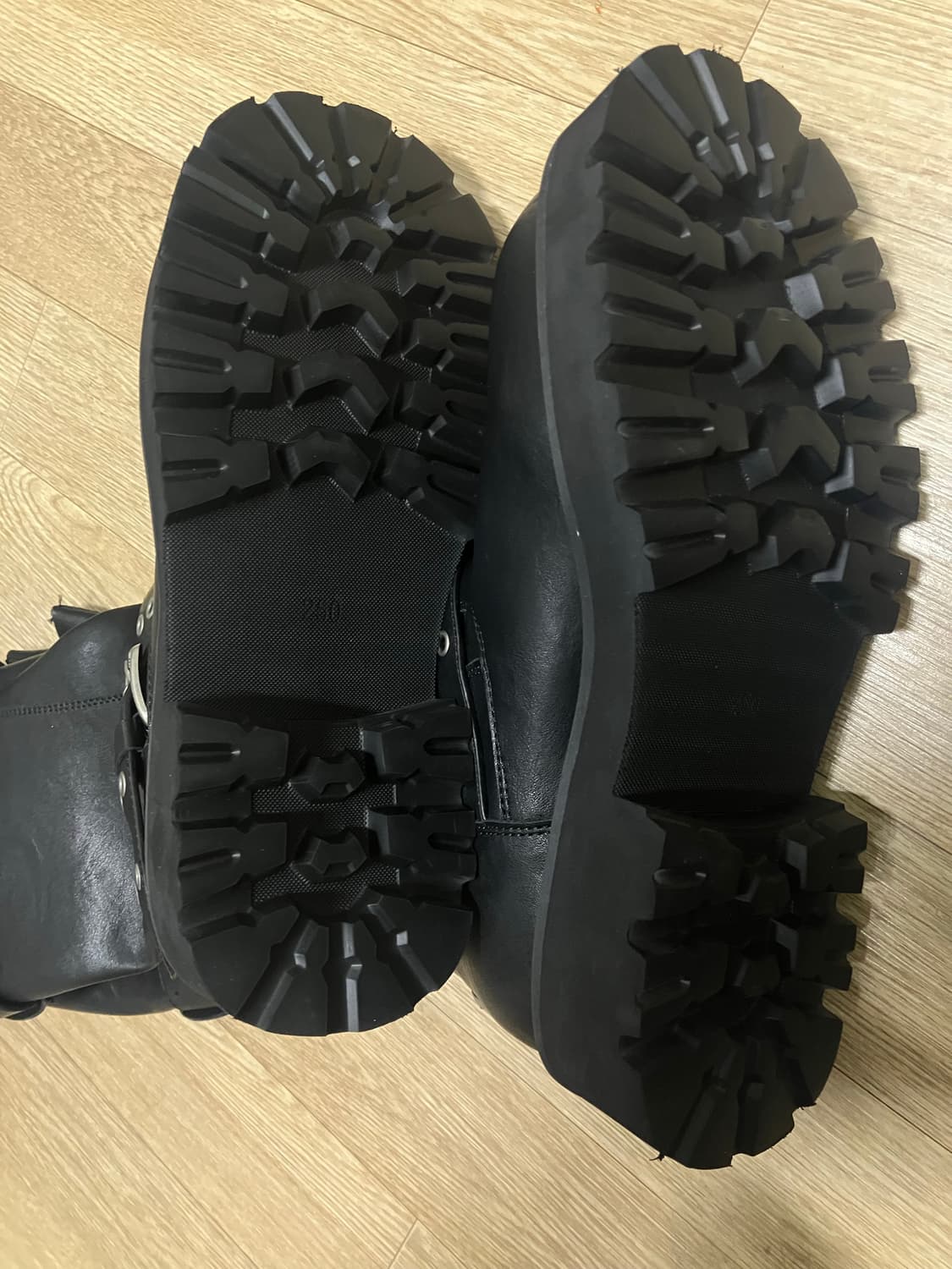 블랙퍼플 크리즈 와이드 부츠 Crease Wide Boots_Black 상품이미지7