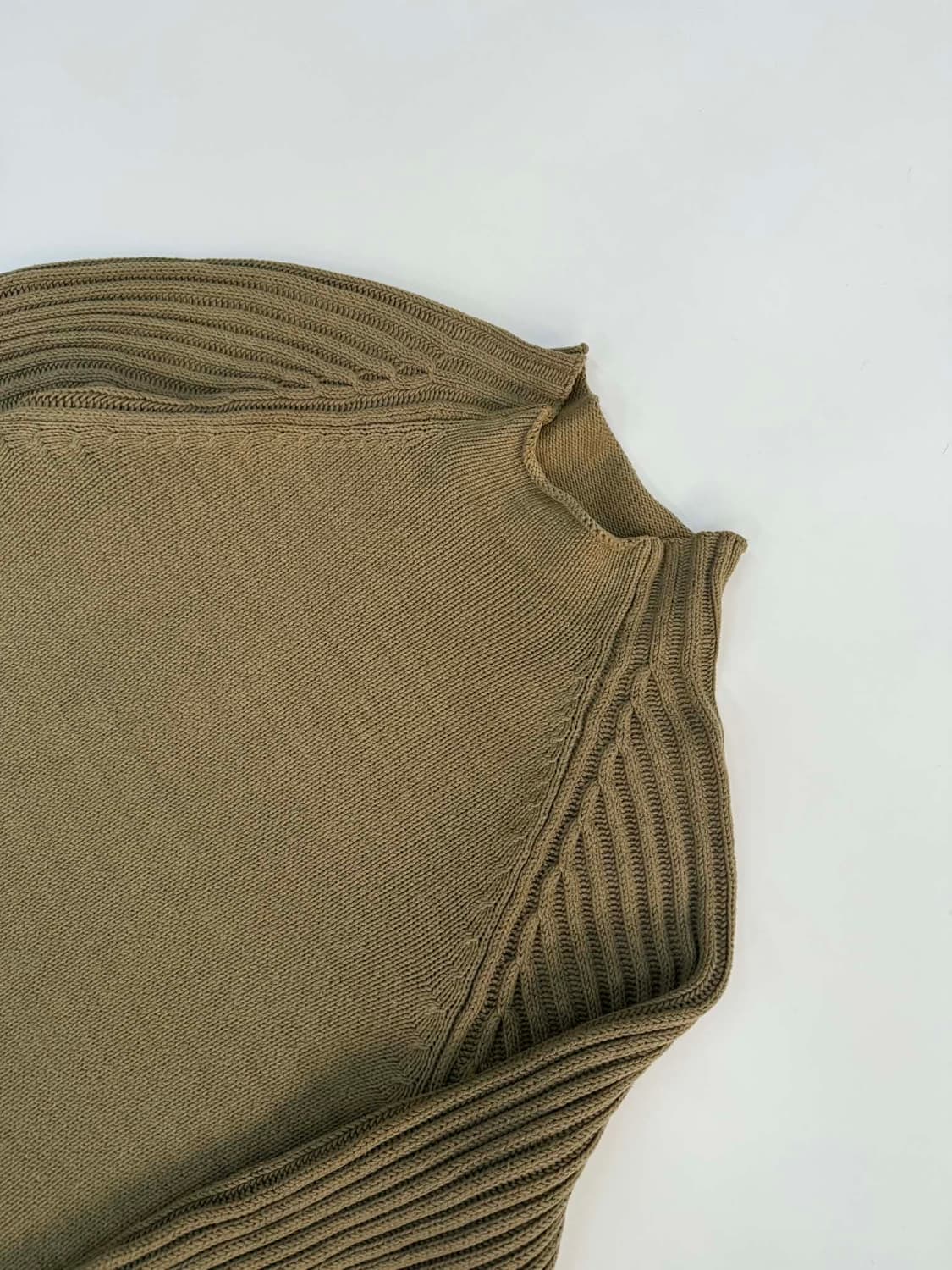 [L] 아르마니 익스체인지 하이넥 래글런 슬리브 니트 상품이미지5