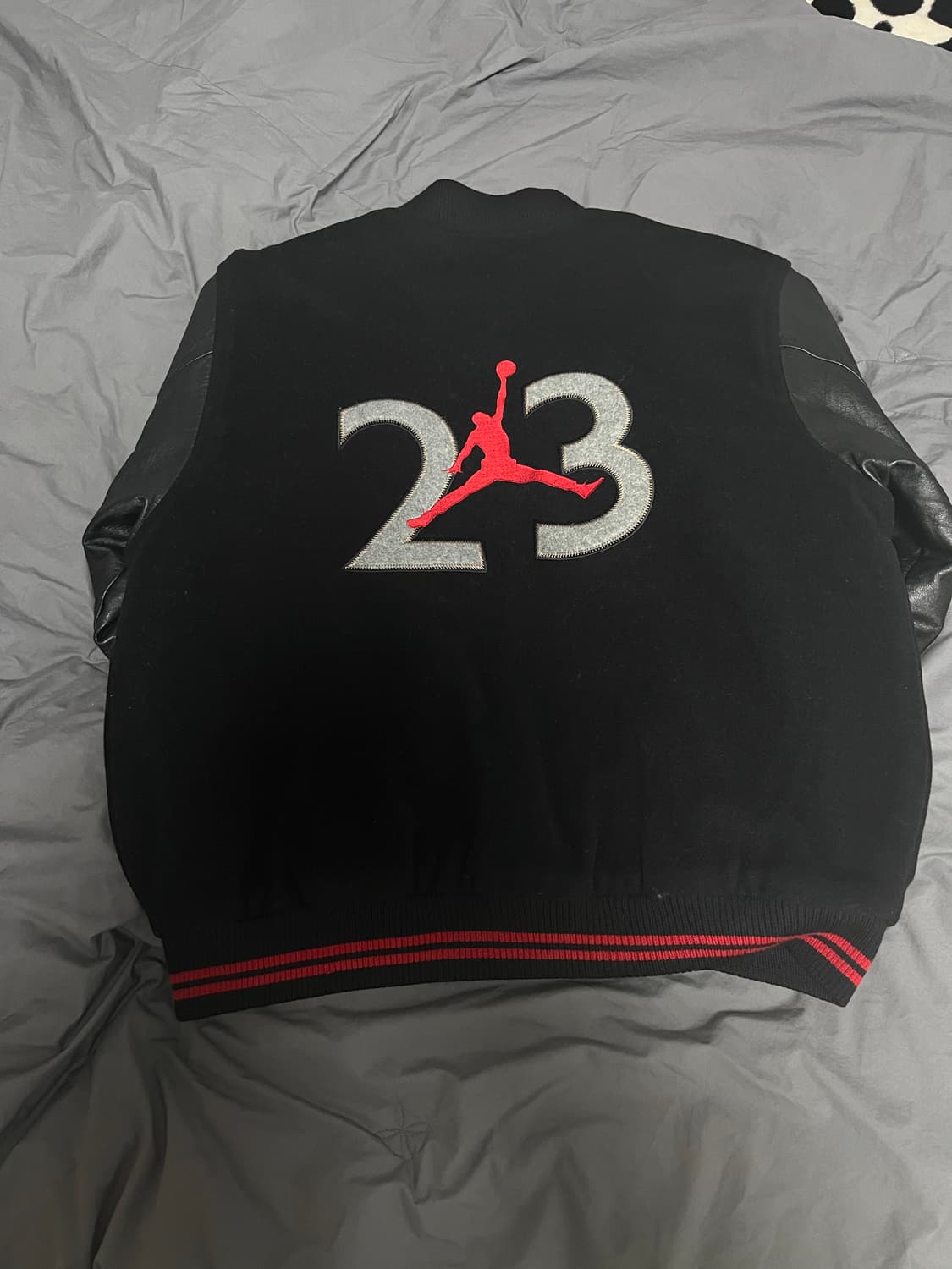 나이키 조던 빅로고 바시티 자켓 상품이미지2