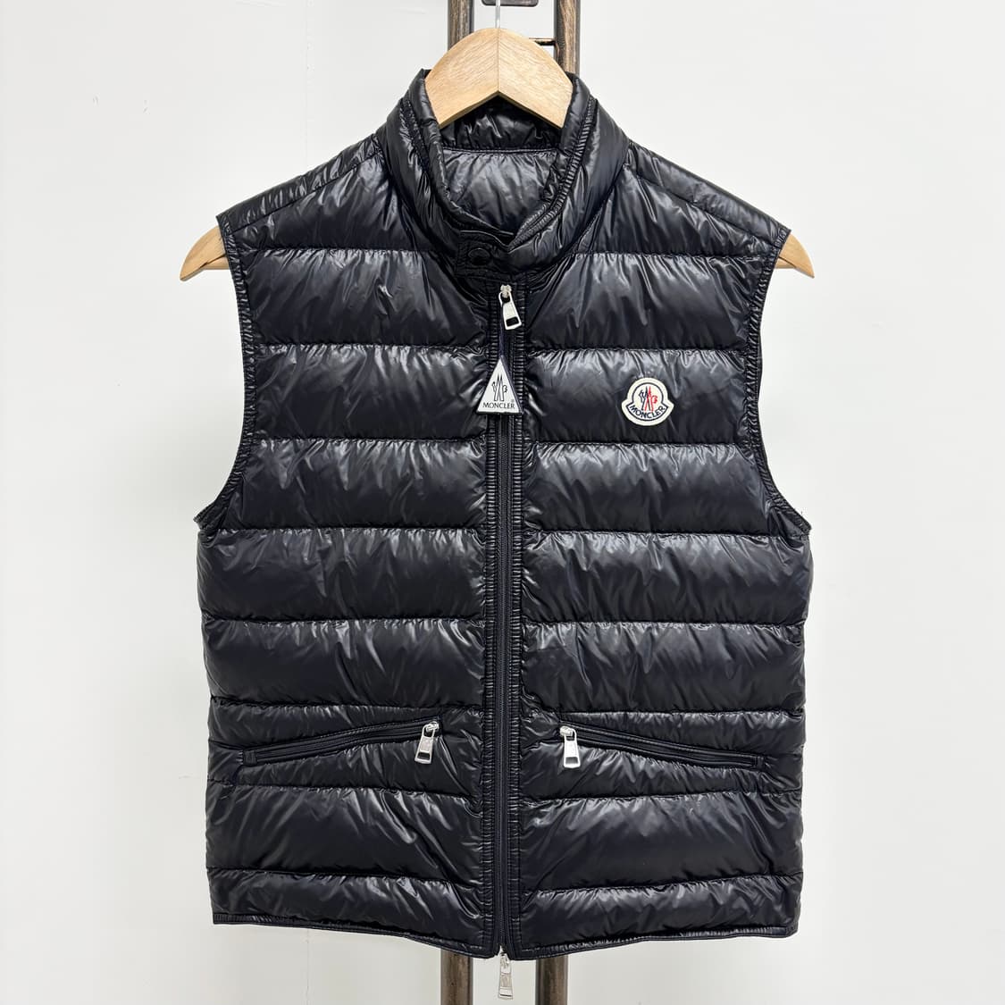 [0]몽클레어 GUI 조끼패딩 상품이미지1