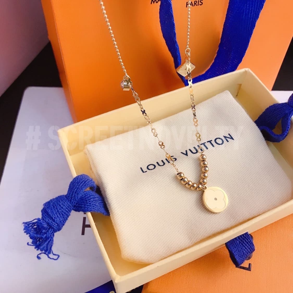 LV flower cham 목걸이 풀박스 상품이미지3