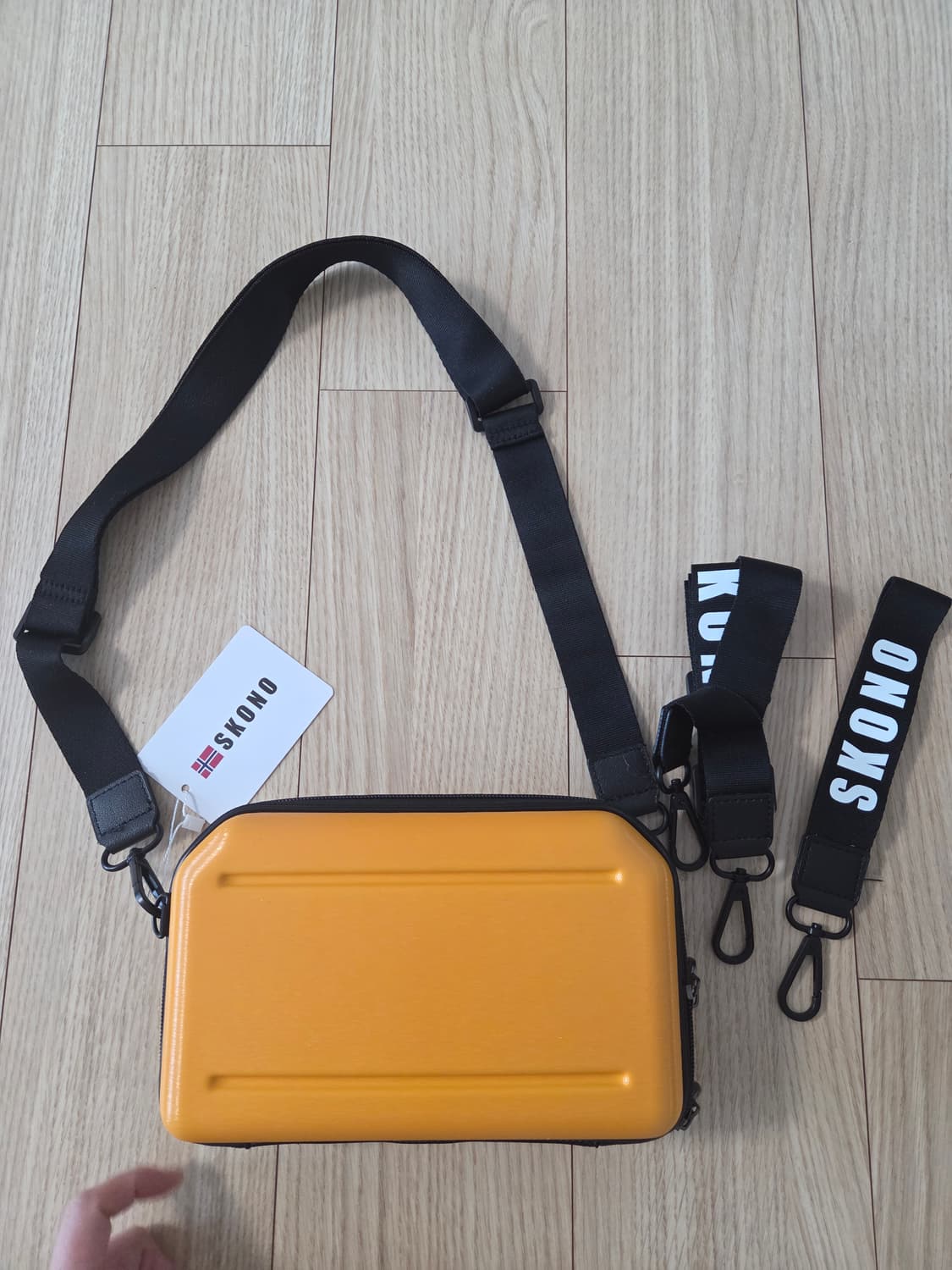 스코노 미니 하드케이스 크로스백 새상품 판매 상품이미지2