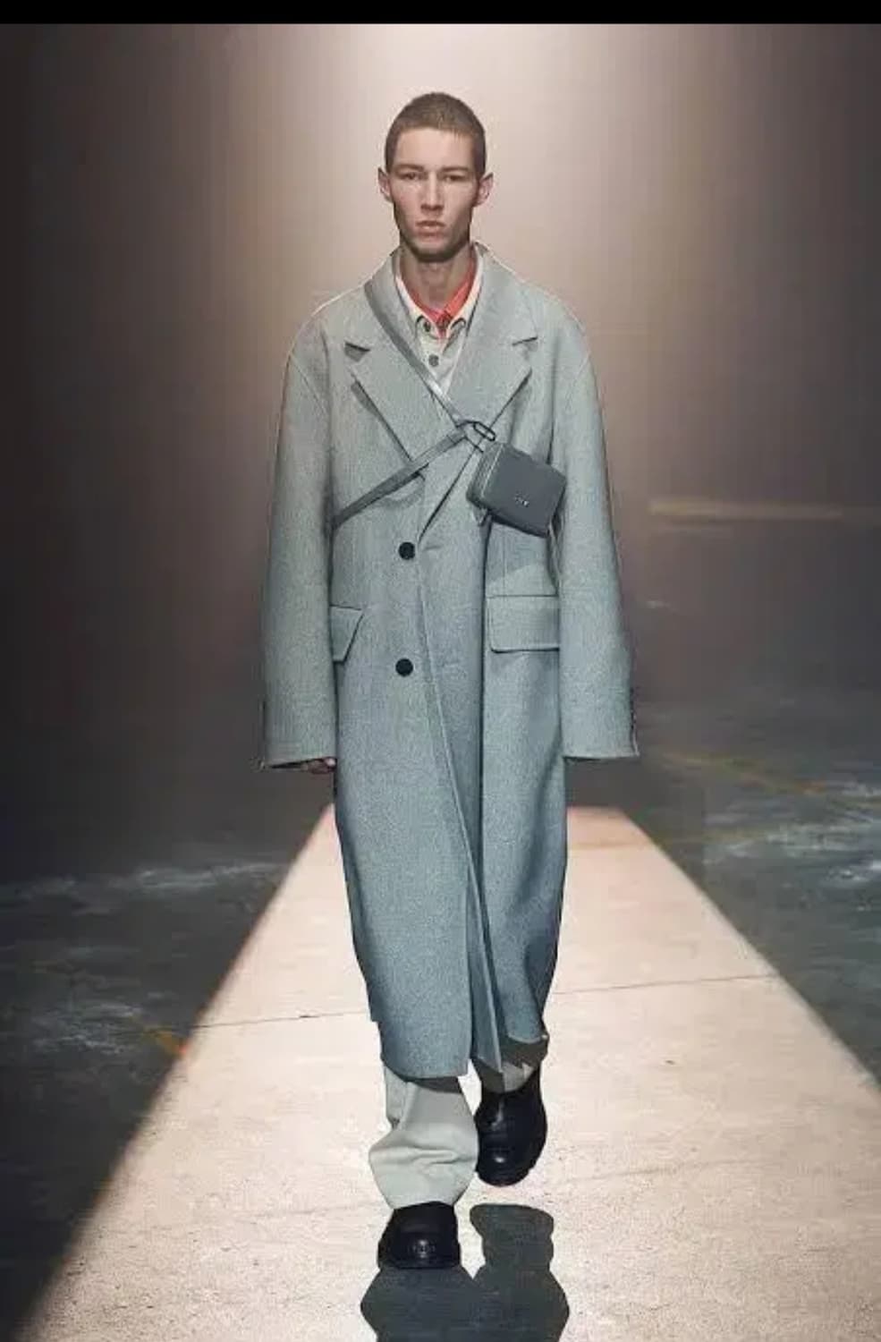 솔리드옴므  핸드메이드 캐시미어 트윌코트 상품이미지3