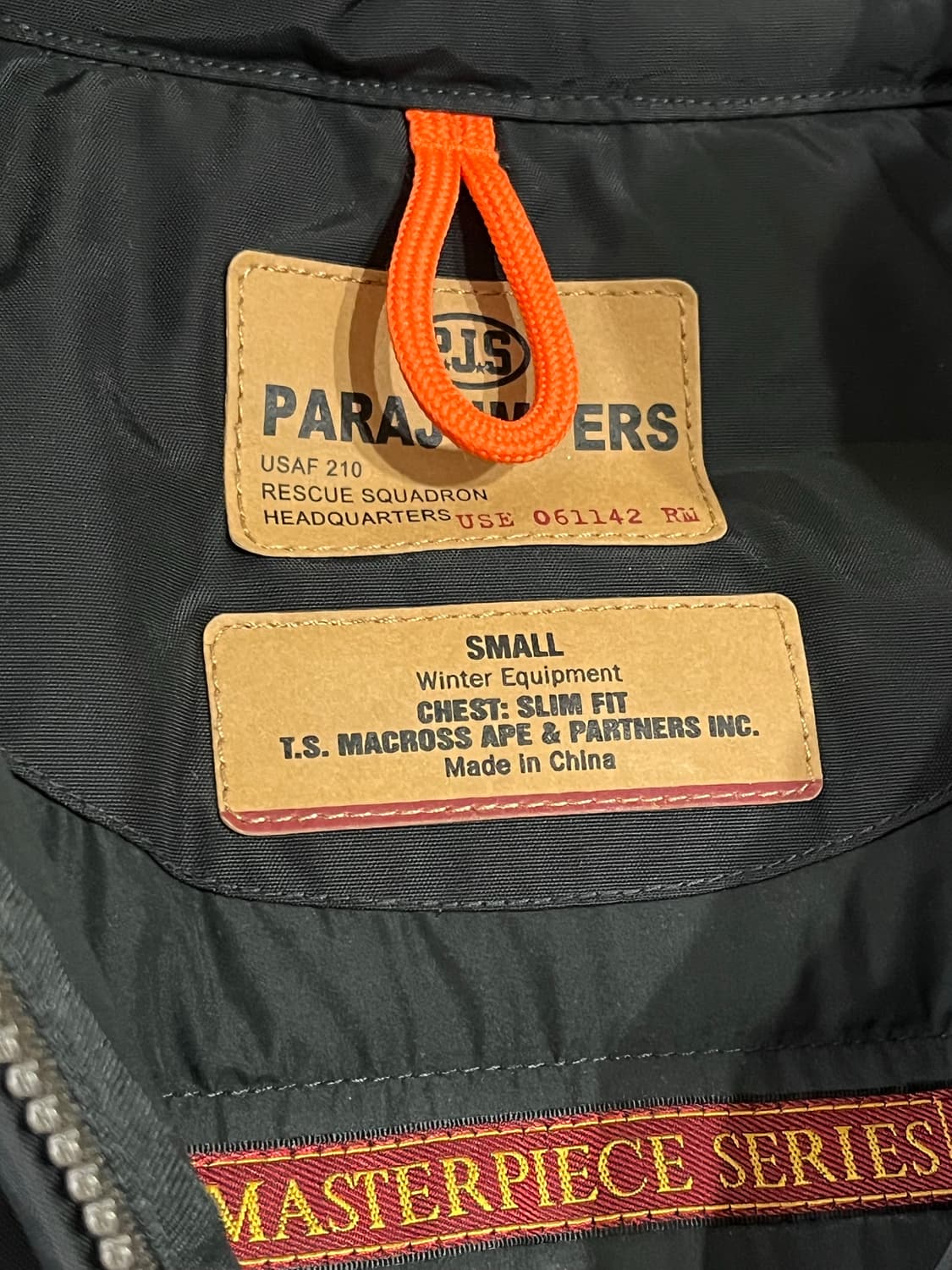 파라점퍼스 마스터피스 다크그레이 스몰 슬림핏 상품이미지2