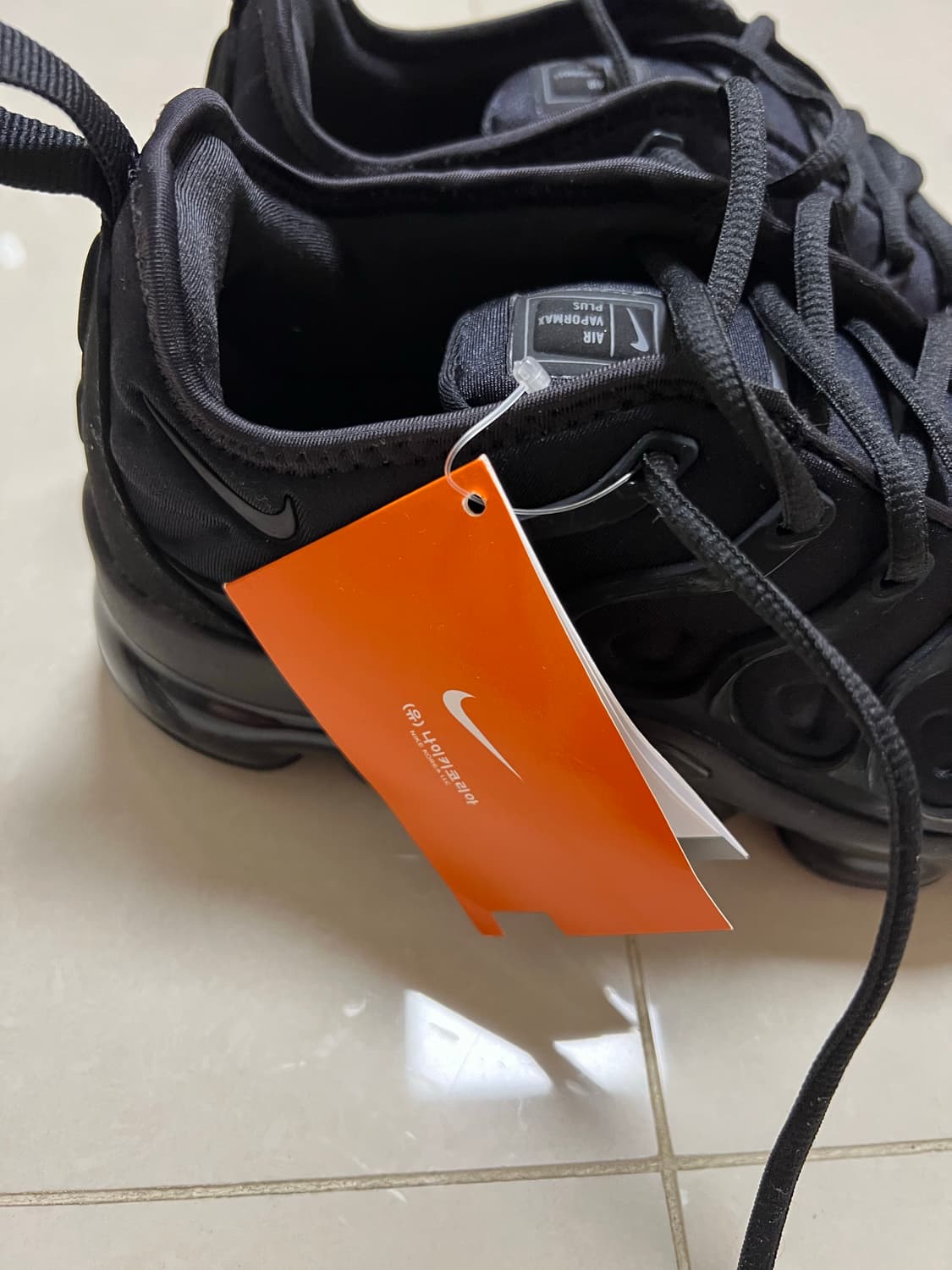 나이키 베이퍼맥스 트리플블랙 250 새제품 상품이미지4