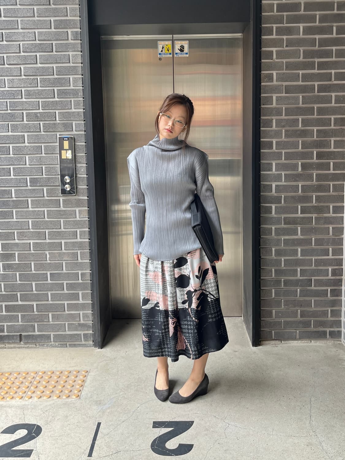 Issey Miyake 이세이미야케 하이넥 플리츠 탑 그레이 블루 상품이미지4