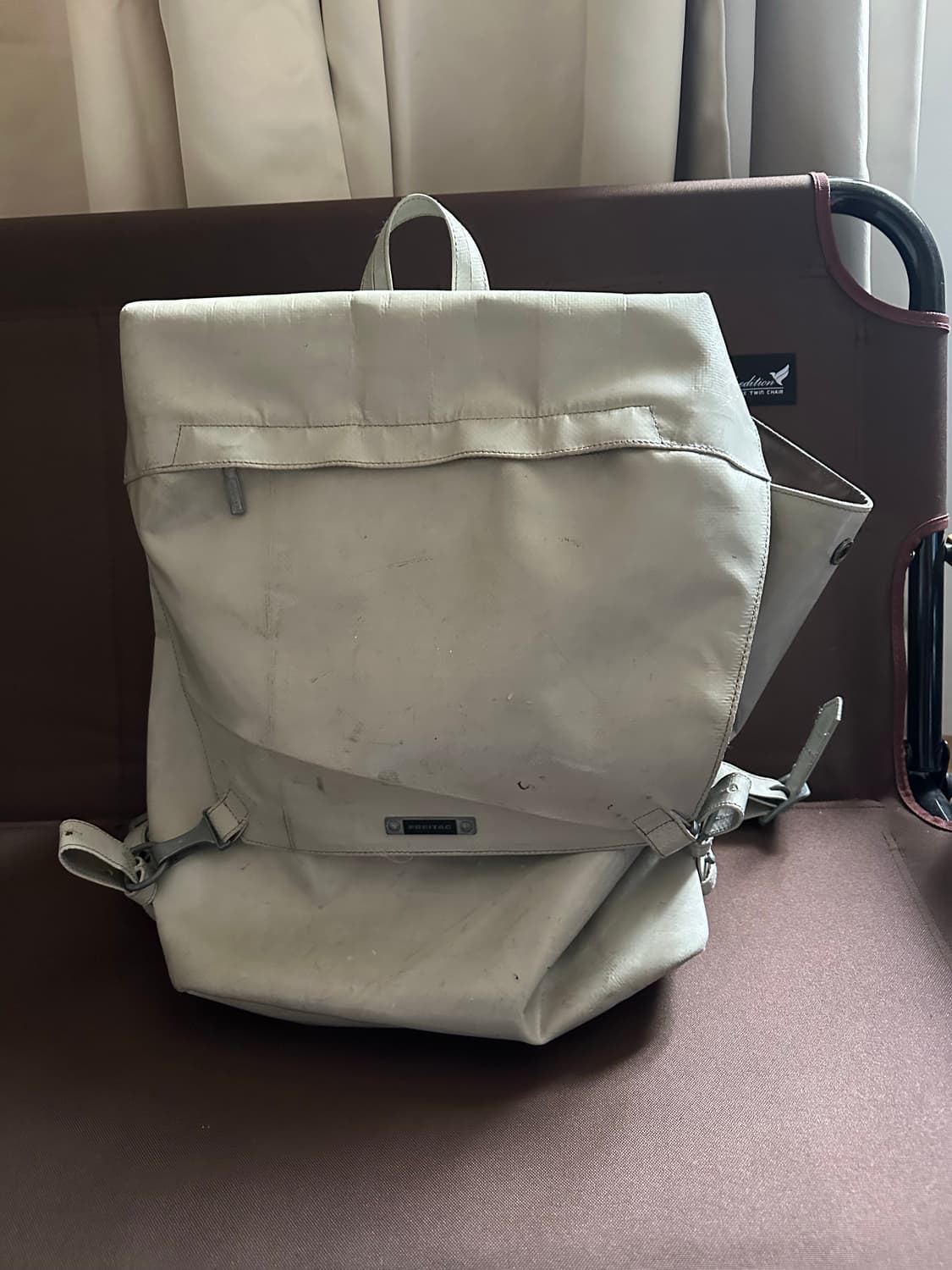 프라이탁 R521 쿨리지 백팩 그레이 상품이미지1