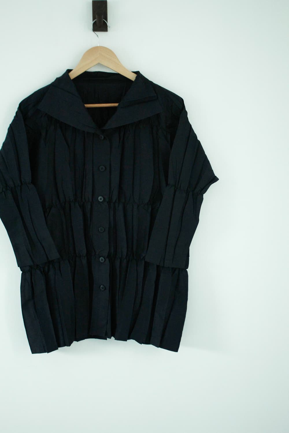  ISSEY MIYAKE Flower Neck Shirt 상품이미지7
