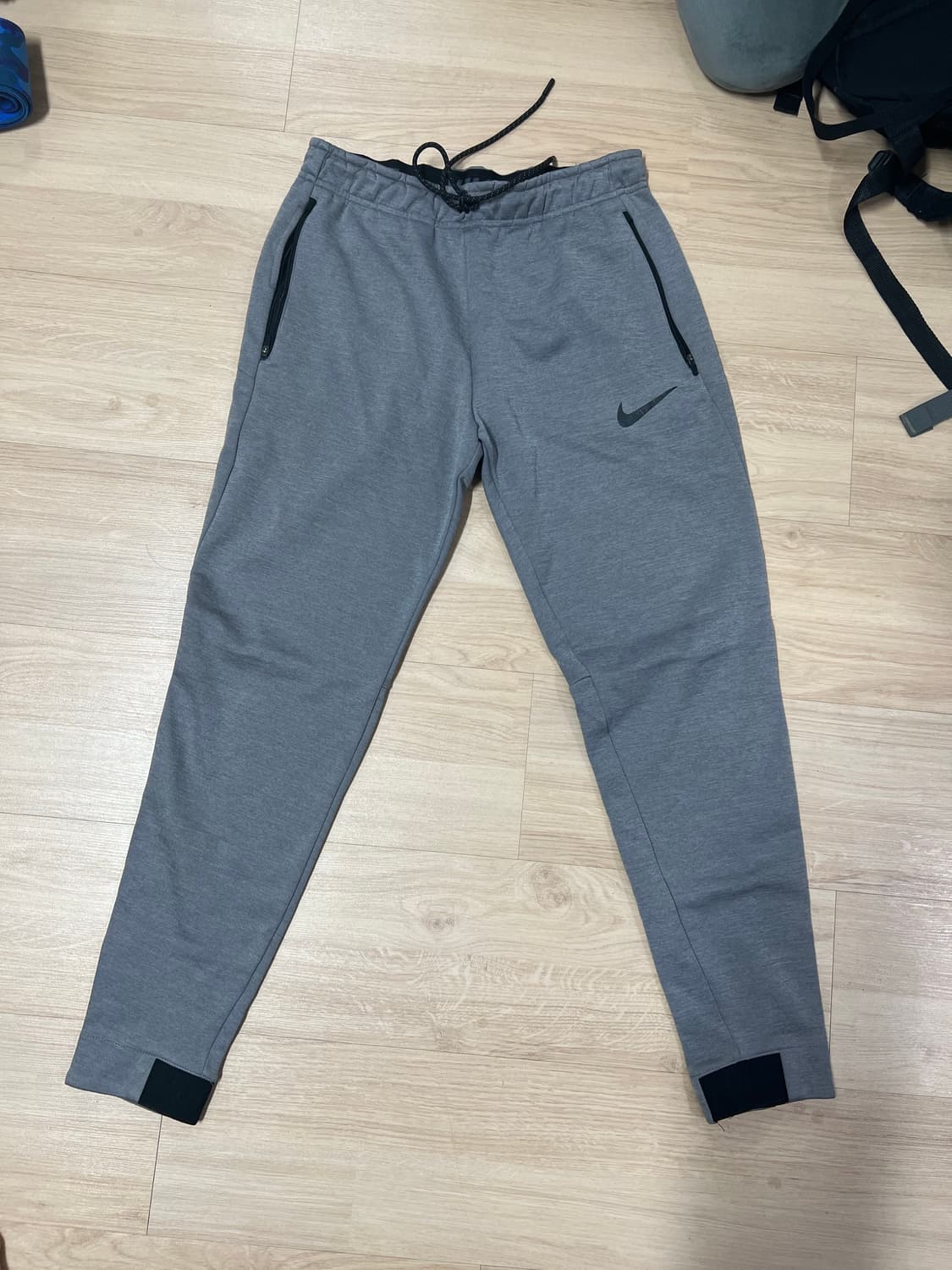 나이키 기모 트레이닝 팬츠 상품이미지1