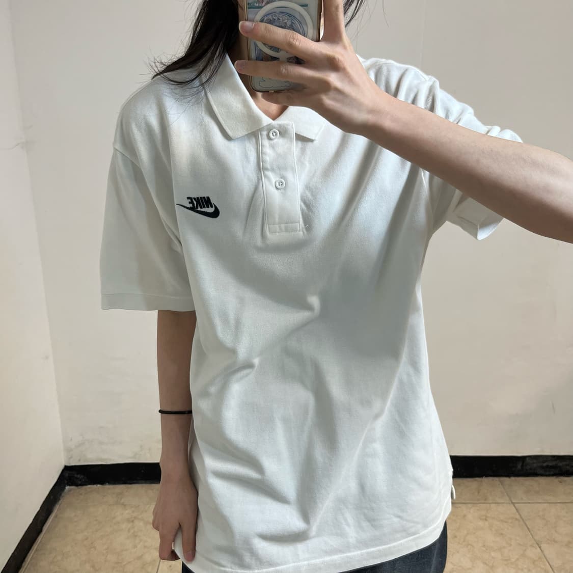 Nike white collar t-shirt 상품이미지3