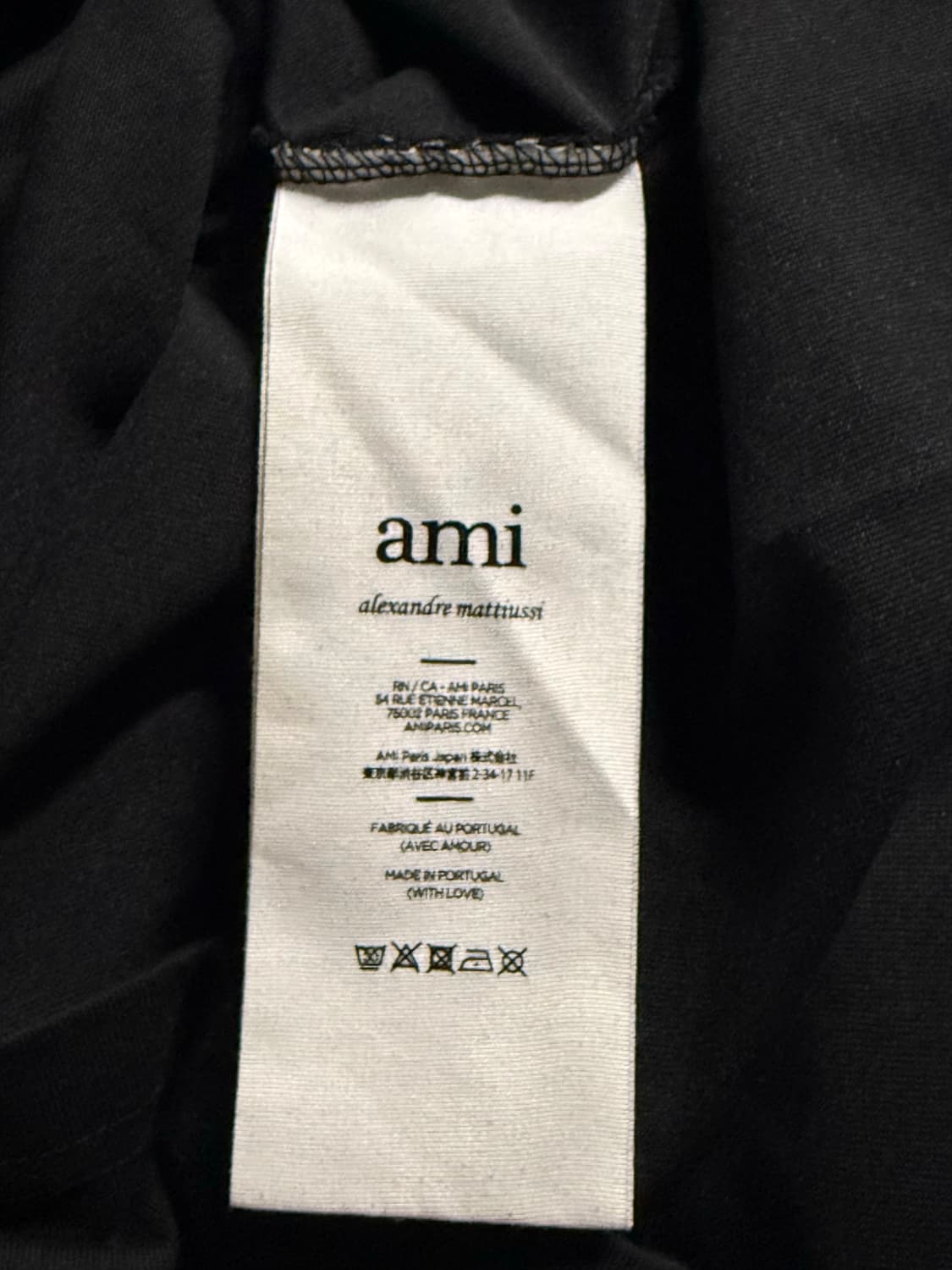 [AMI] 아미 스몰 로고 반팔 블랙 상품이미지5