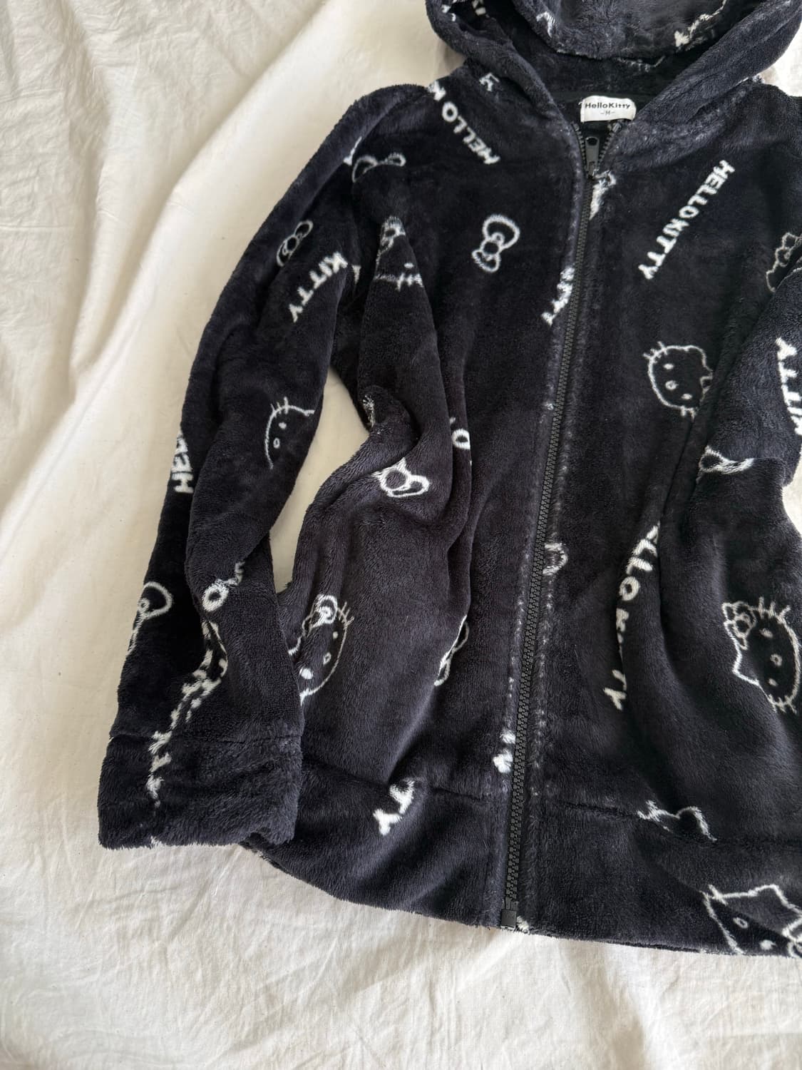 블랙 헬로키티 수면 후드집업 상품이미지2