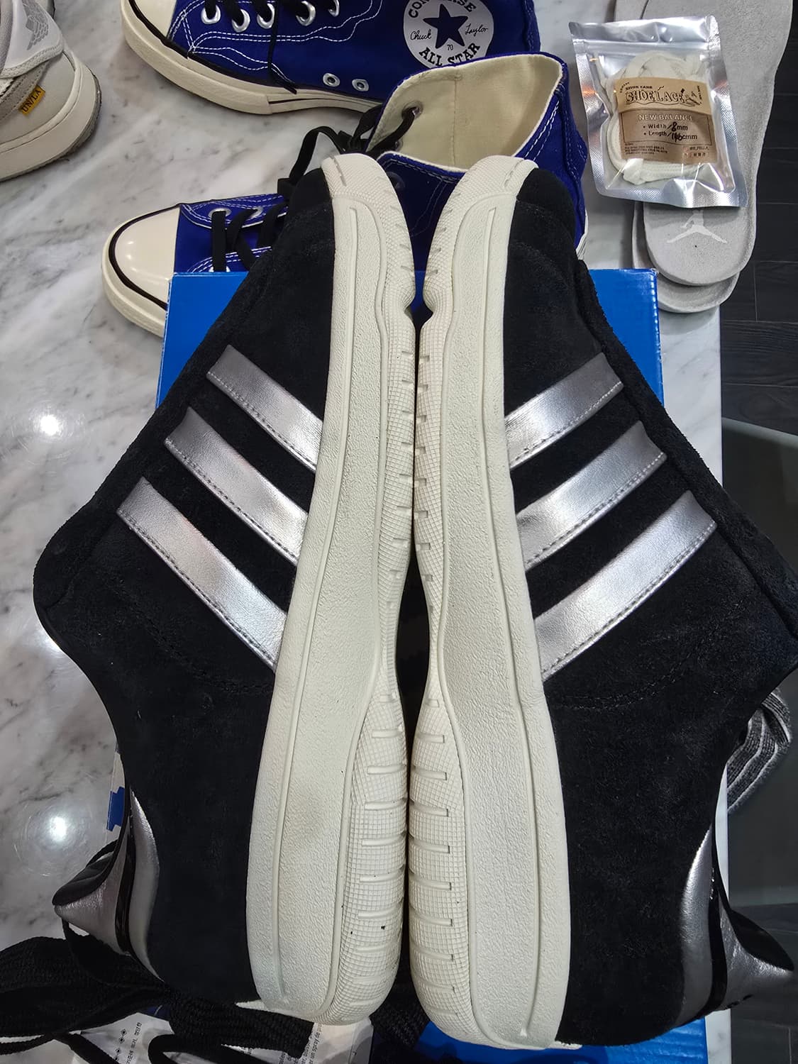 극미중고 캠퍼스x 아트모스 슈프림블랙 285 상품이미지4