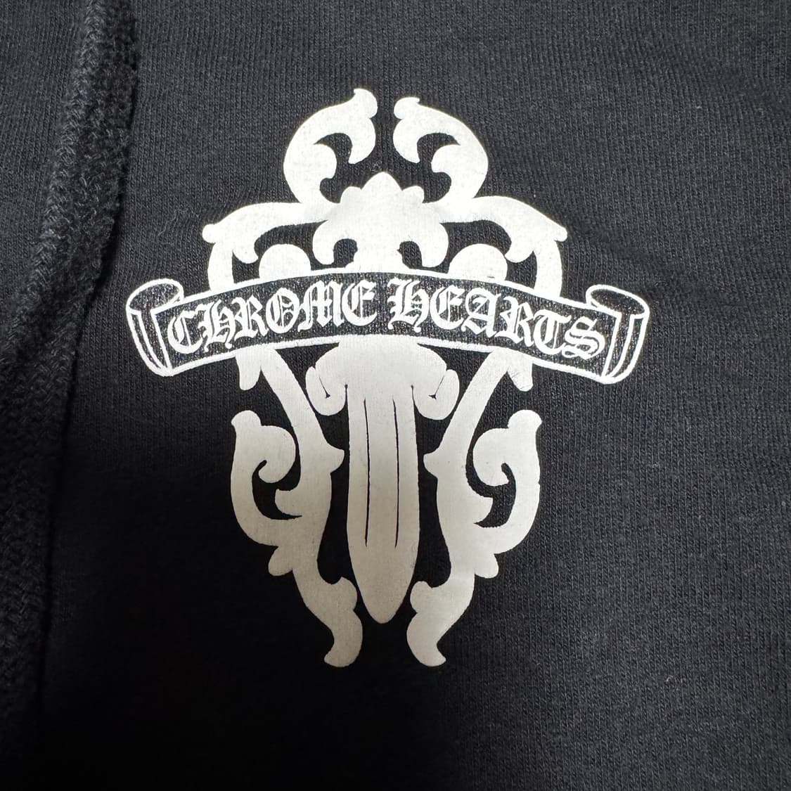 크롬하츠 헤비웨이트 대거 프린팅 후드 집업 상품이미지4