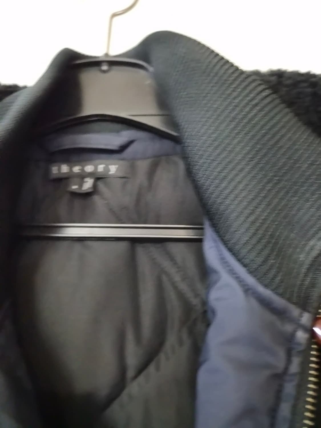 띠어리 정품 남성패딩 95 상품이미지3