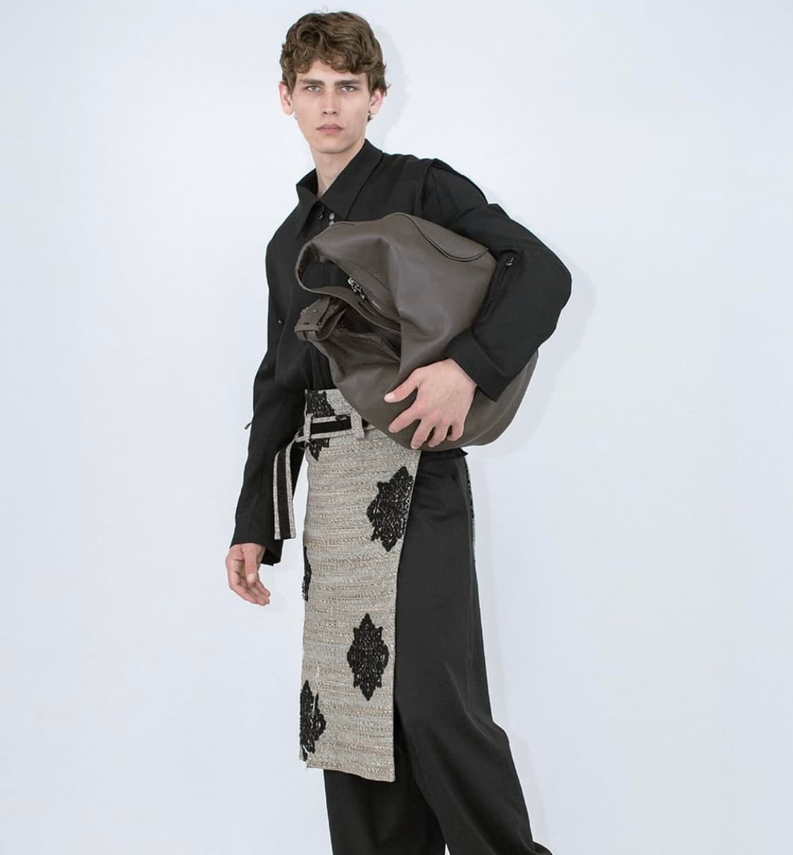 키코 코스타디노브 25fw MORAVIA 레더 백/초콜렛 상품이미지9