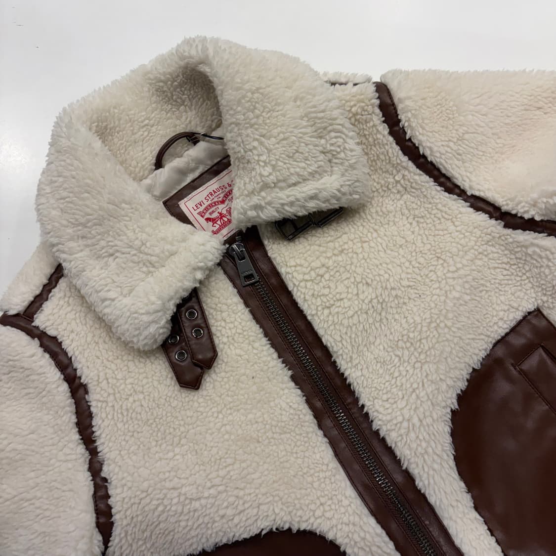 [S] 리바이스 양털 보아 퍼 자켓 화이트 브라운 B633 상품이미지3