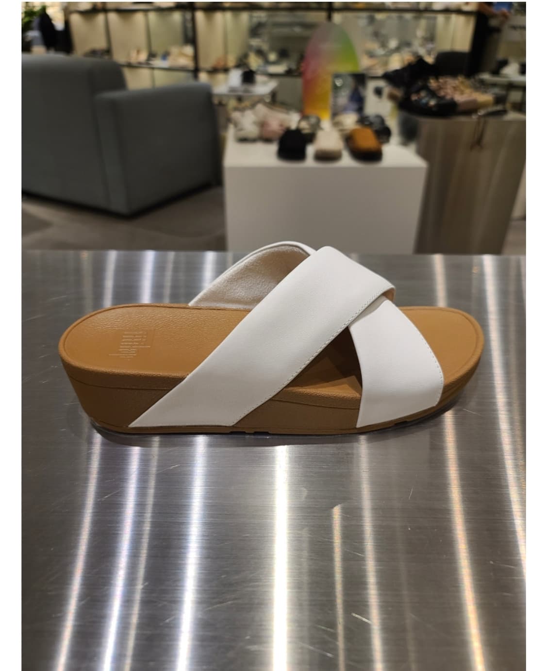 핏플랍 레더 크로스 샌들 240 245 상품이미지2