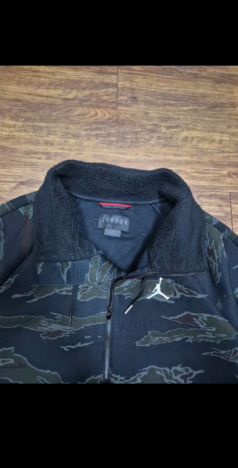 나이키조던 플리스 아노락탑 상품이미지4