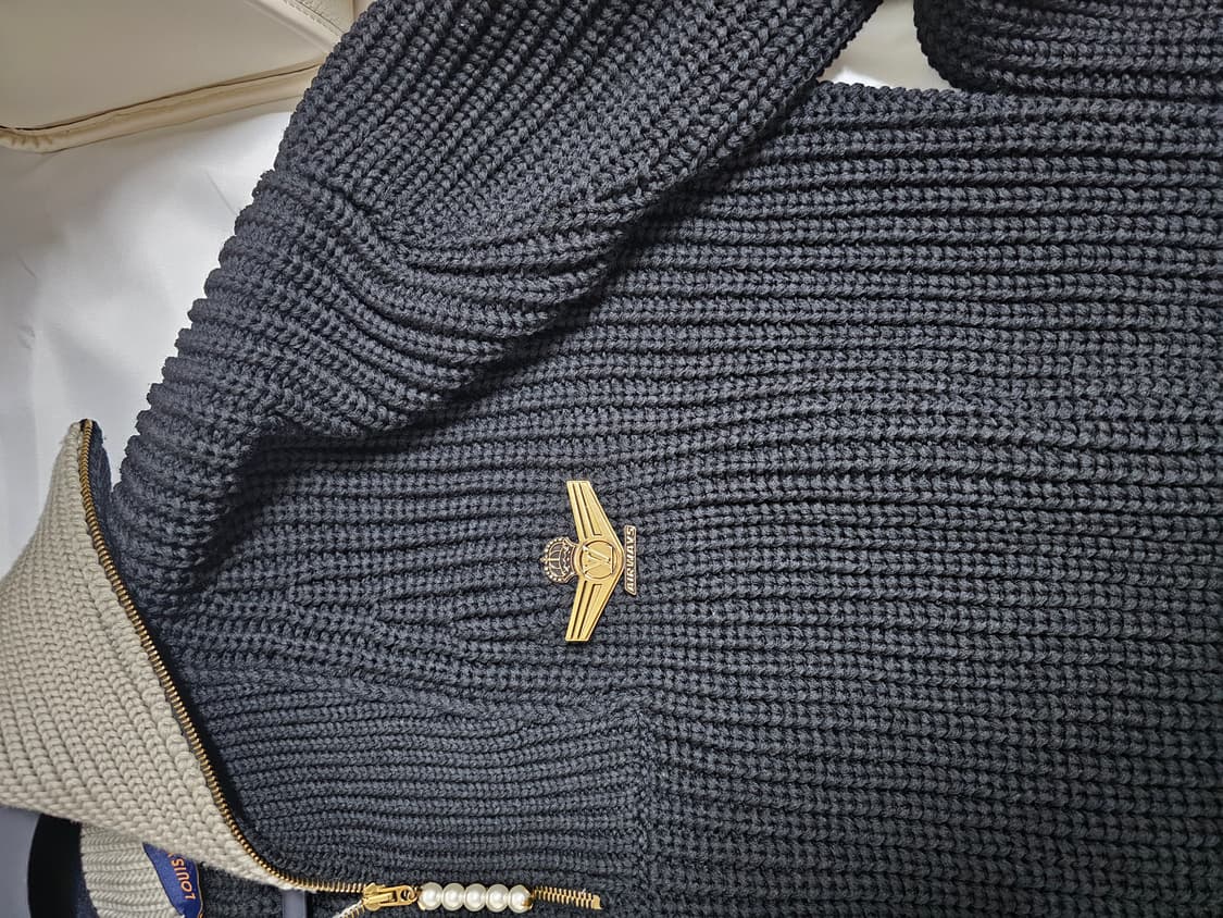 25ss루이비통니트집업 팝니다 상품이미지4