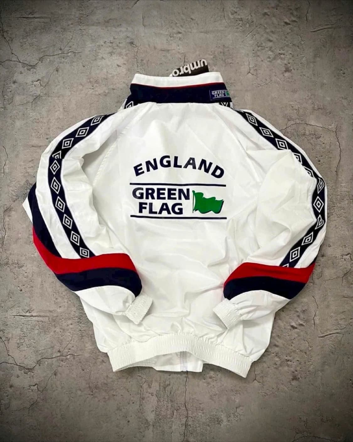 엄브로 잉글랜드 트랙 자켓 상품이미지2