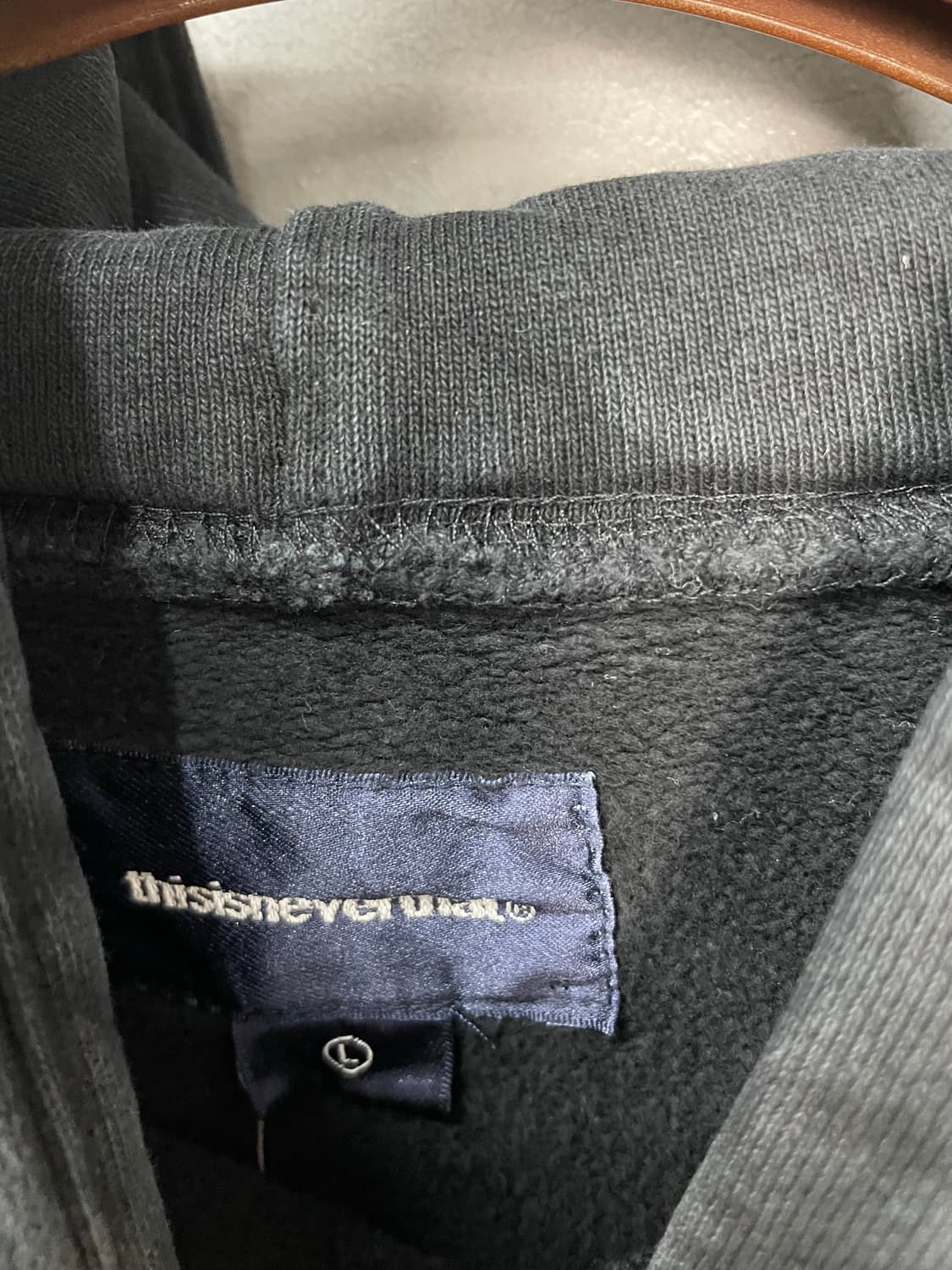 디스이즈네버댓 베이직로고 블랙 후드티 H1755 상품이미지5