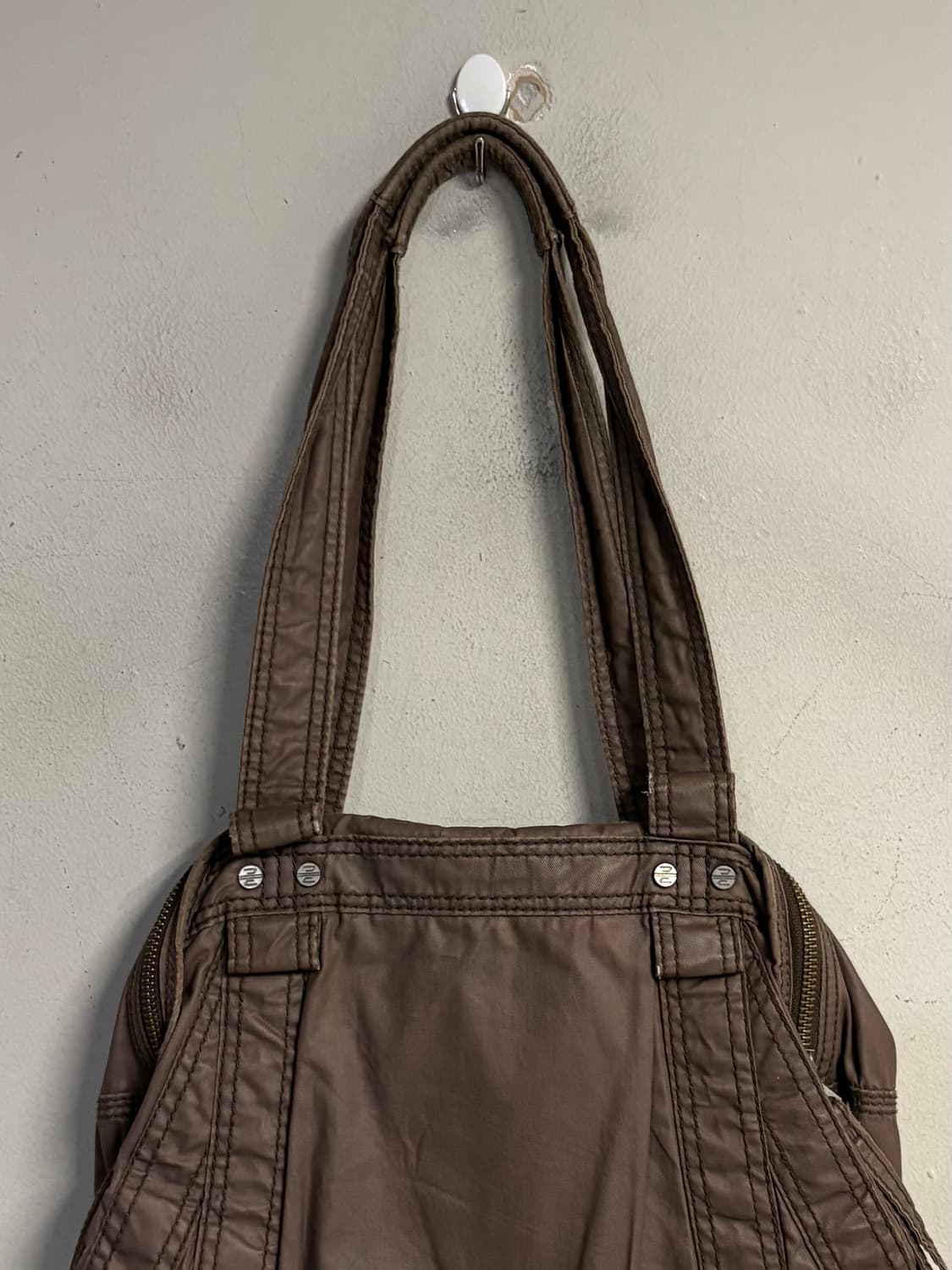 DIESEL multi pocket shoulder bag brown 상품이미지6