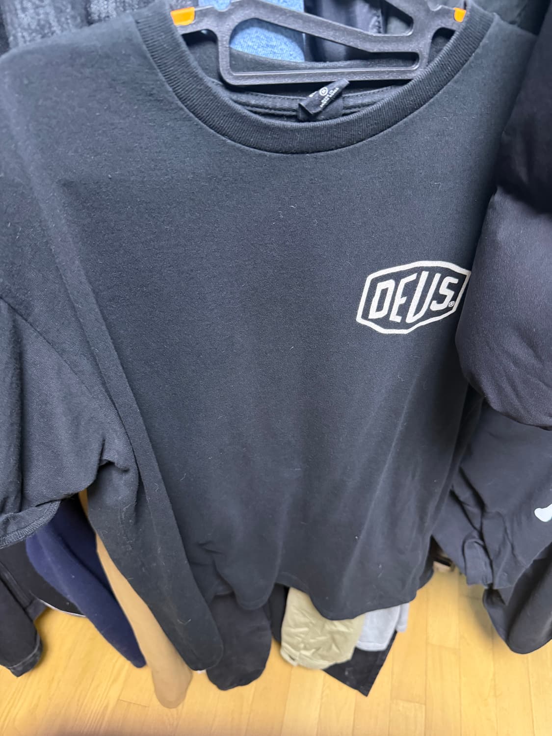 데우스 엑스 마키나 서울 컬리지 상품이미지2