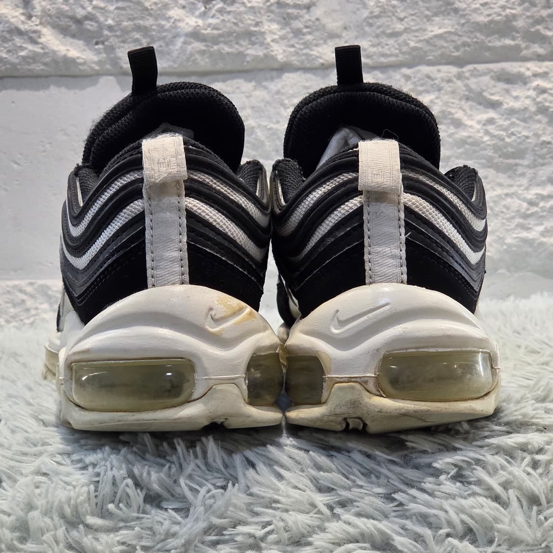 1q-7:나이키 에어맥스 97 블랙 실버 (240mm) 상품이미지3