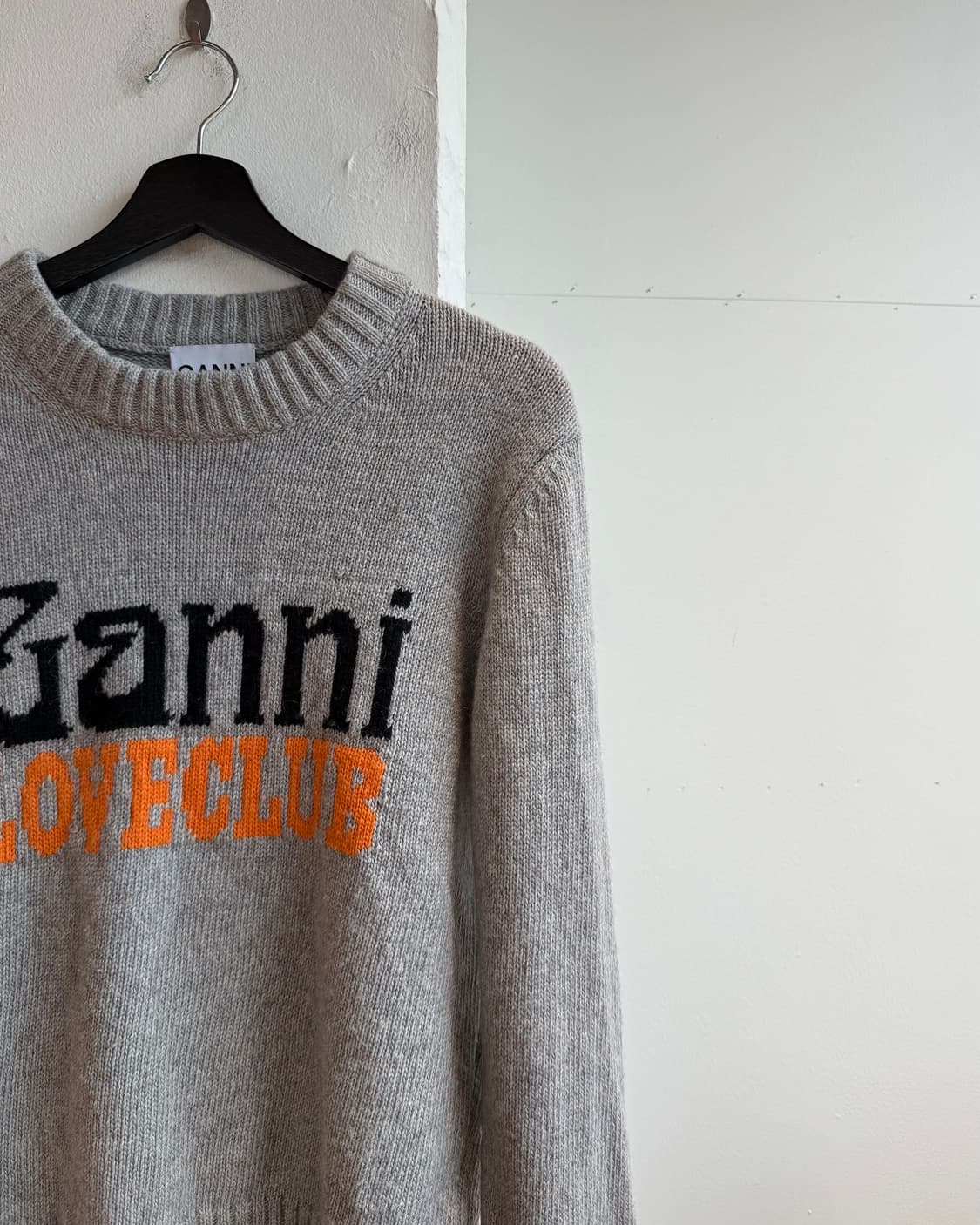 가니 그레이 러브 클럽 로고 니트 상품이미지5