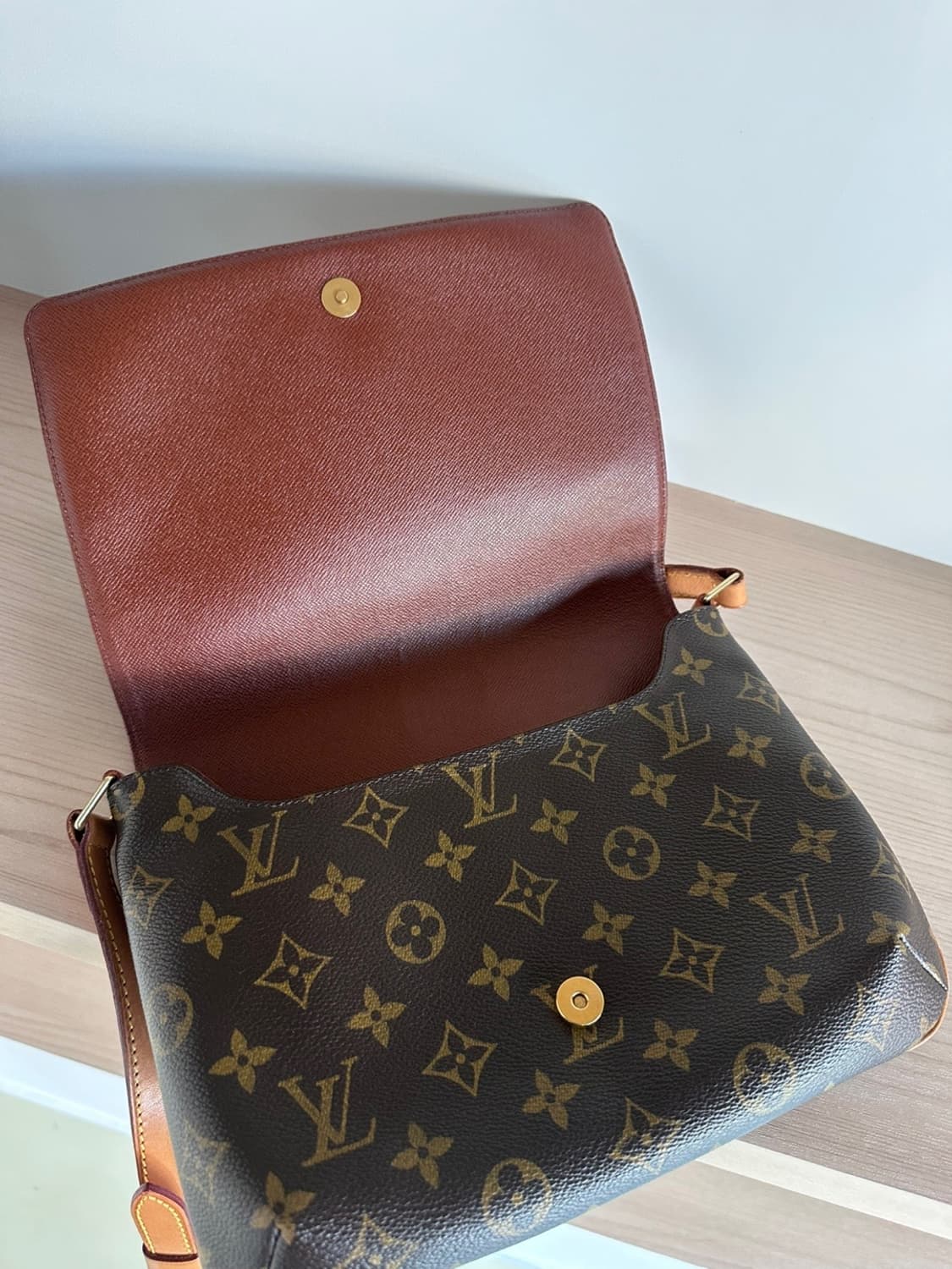 루이비통 뮤젯 탱고 빈티지 숄더백 상품이미지3