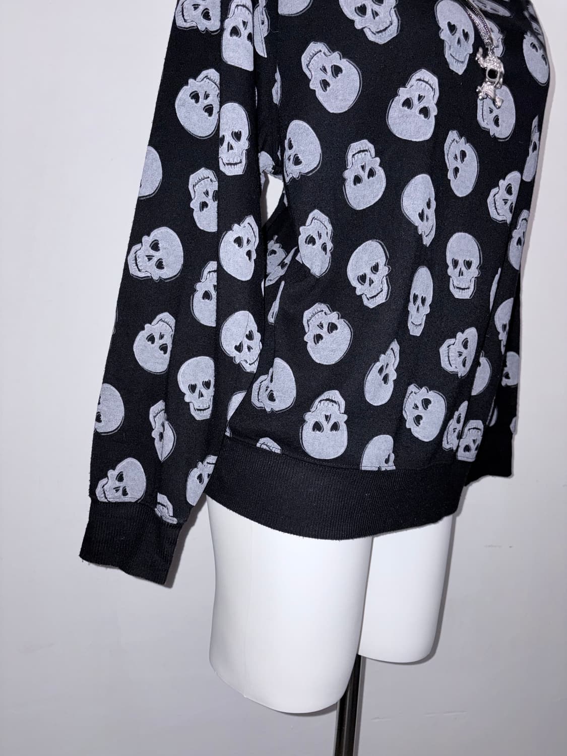 00s 해골 기모 맨투맨 아방핏 펑크 와투케 스컬 상품이미지2