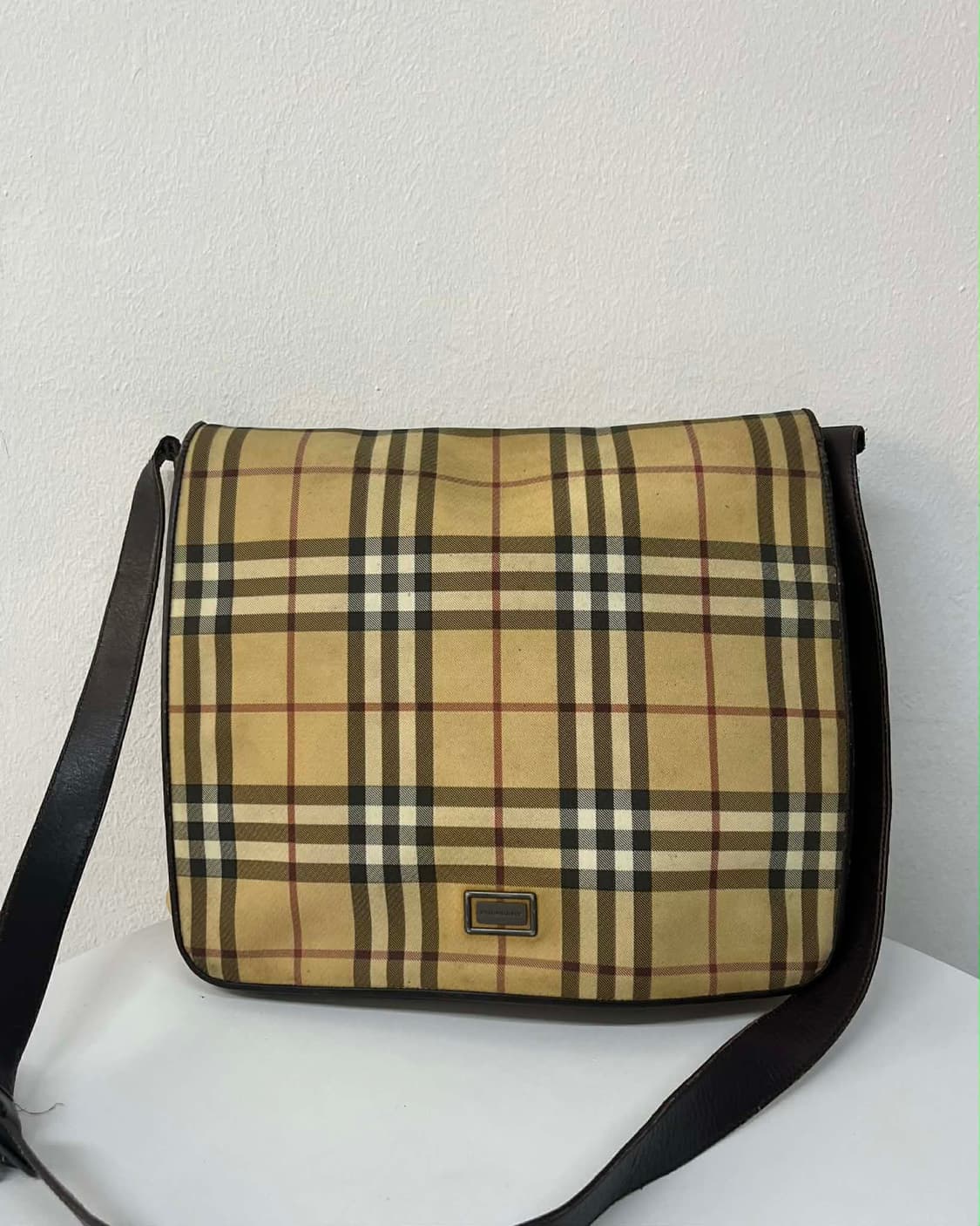 버버리 노바체크 플랩 메신저 크로스 숄더백 상품이미지1