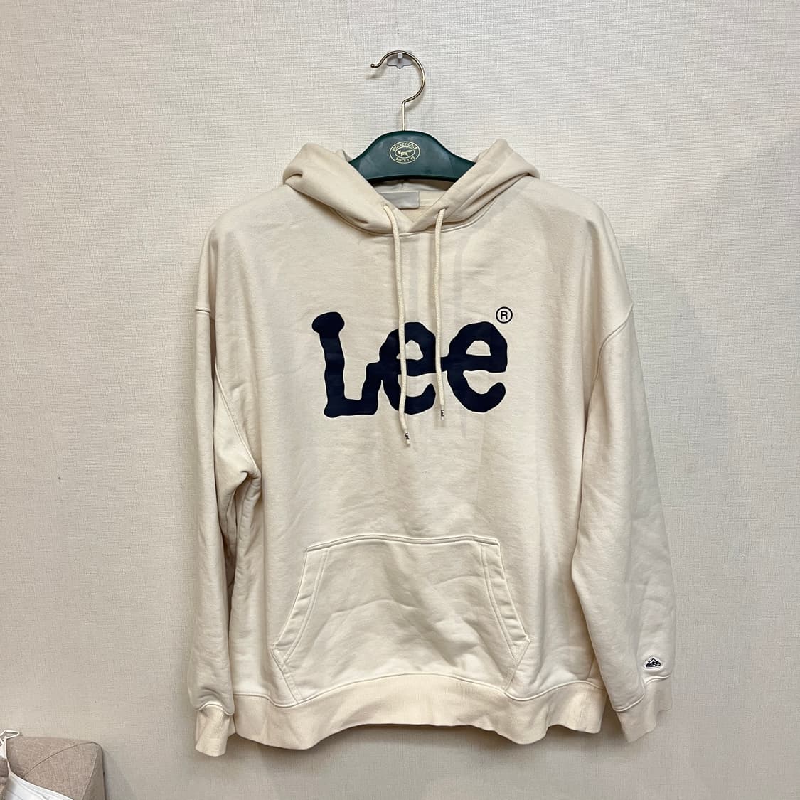 (XL) LEE 리 아이보리 센터로고 후드티셔츠 상품이미지1