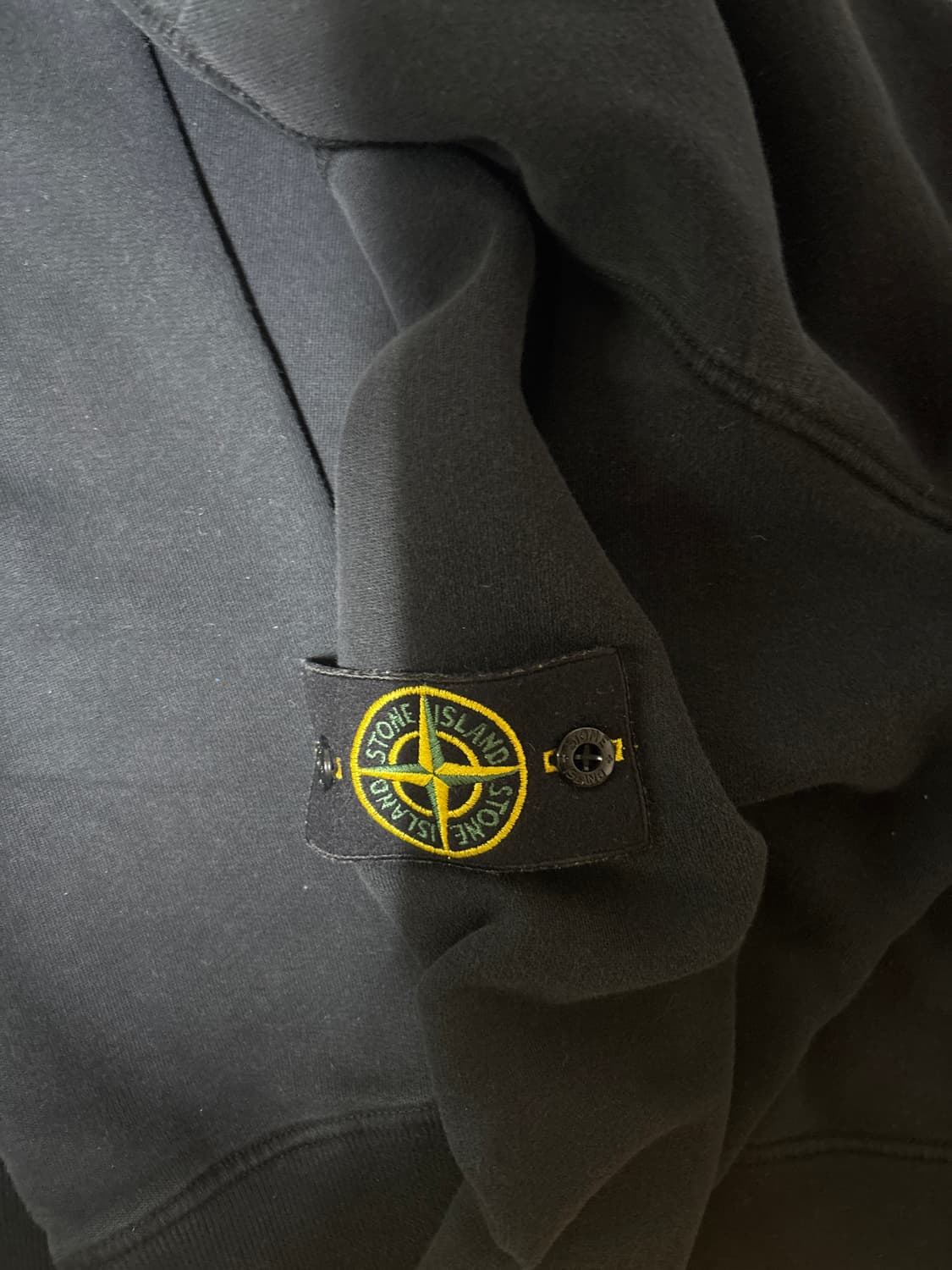 스톤아일랜드 맨투맨 21FW 상품이미지2