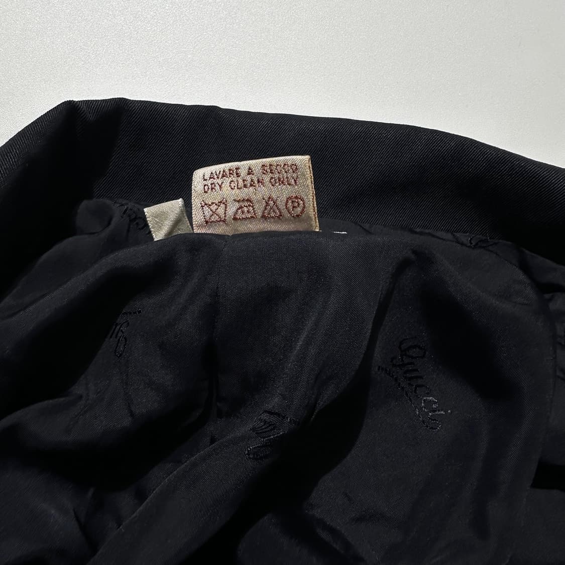 구찌 80‘s 금장 로고 버튼 더블 블레이저 자켓 상품이미지7