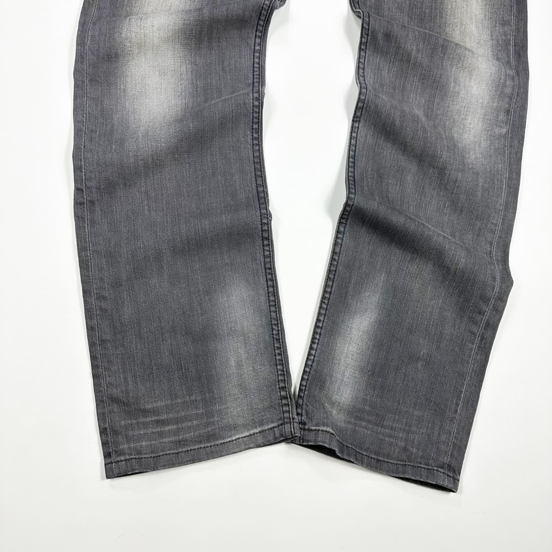 리바이스 504 오리지널 워싱 흑청 데님 팬츠 (36인치) 상품이미지4