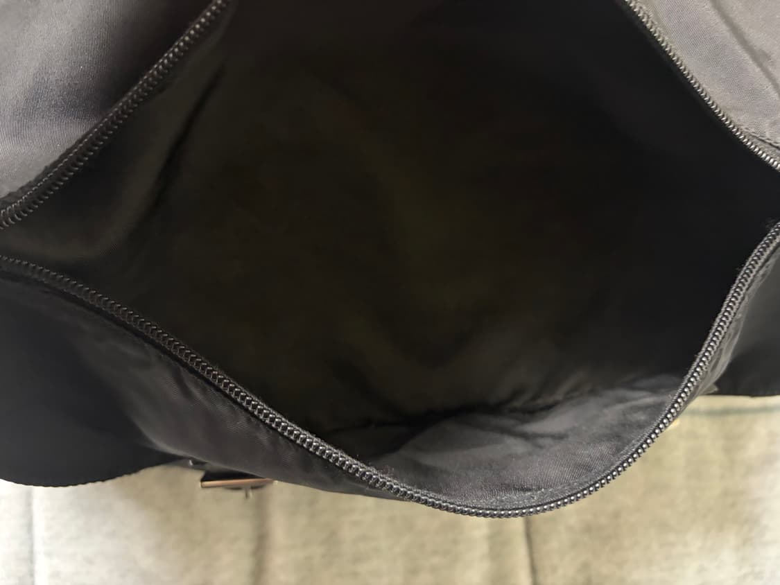 프라다PRADA 투버클 포코노 크로스백 상품이미지8