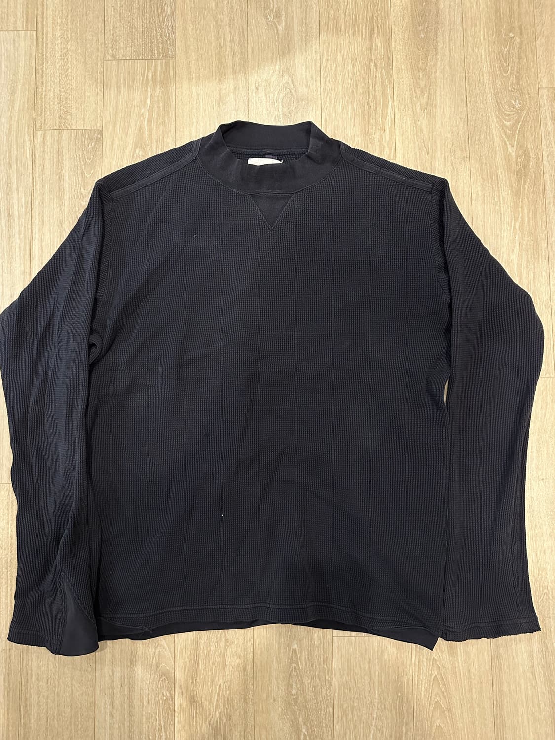 솔로이스트 와플 롱슬리브 상품이미지1