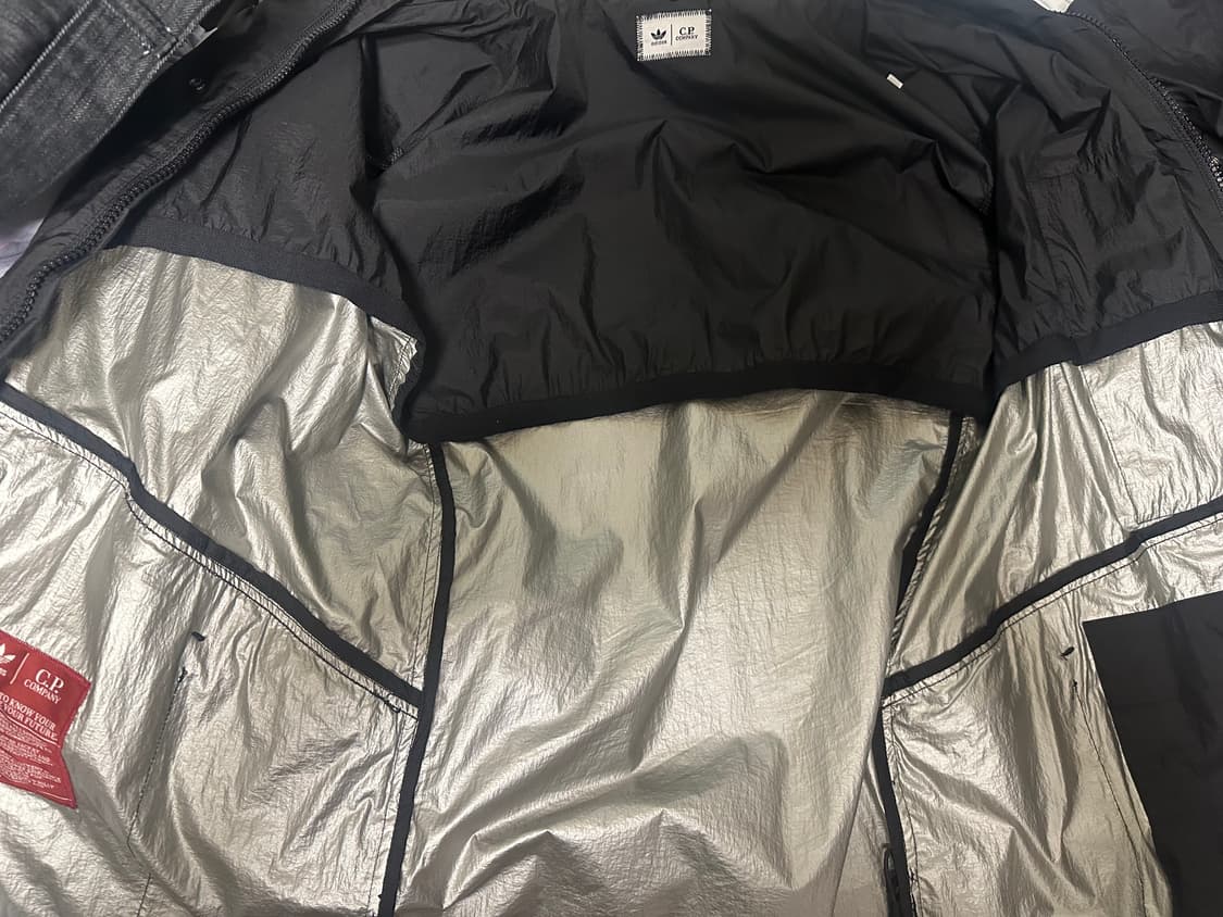 C.P. Company x adidas 고글 후드 자켓 상품이미지4