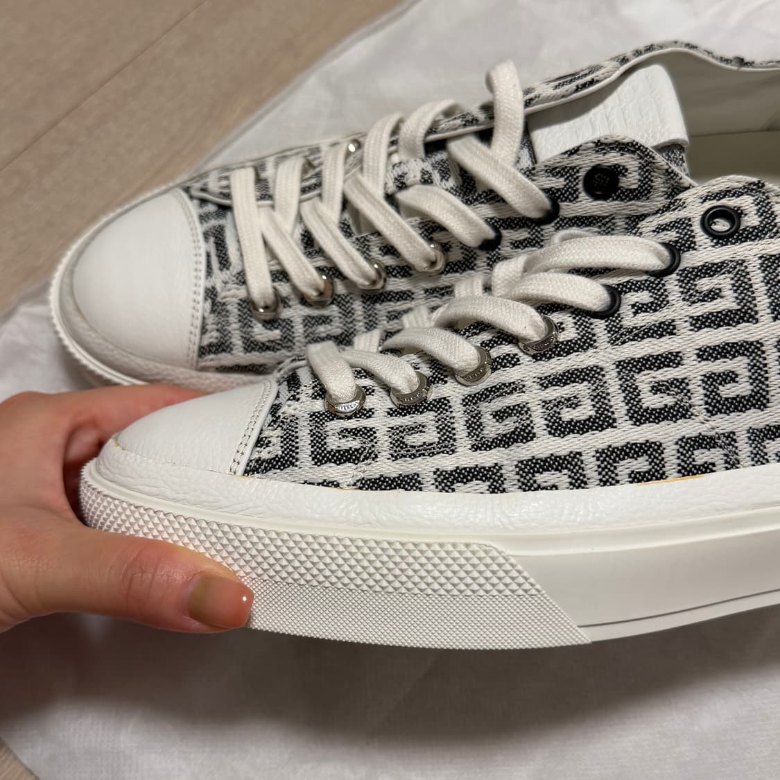 지방시 4G 자카드 시티 스니커즈 화이트 블랙 43 상품이미지2