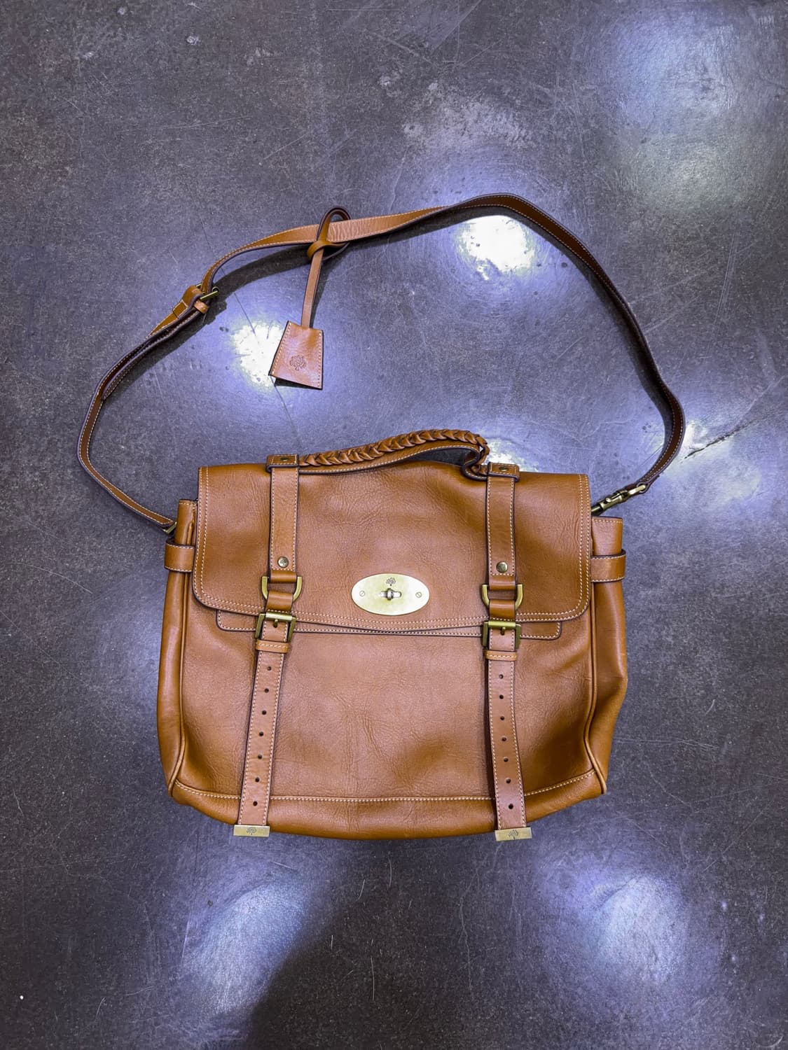 멀버리 알렉사 오버사이즈 사첼백 크로스 브라운 가방 상품이미지1