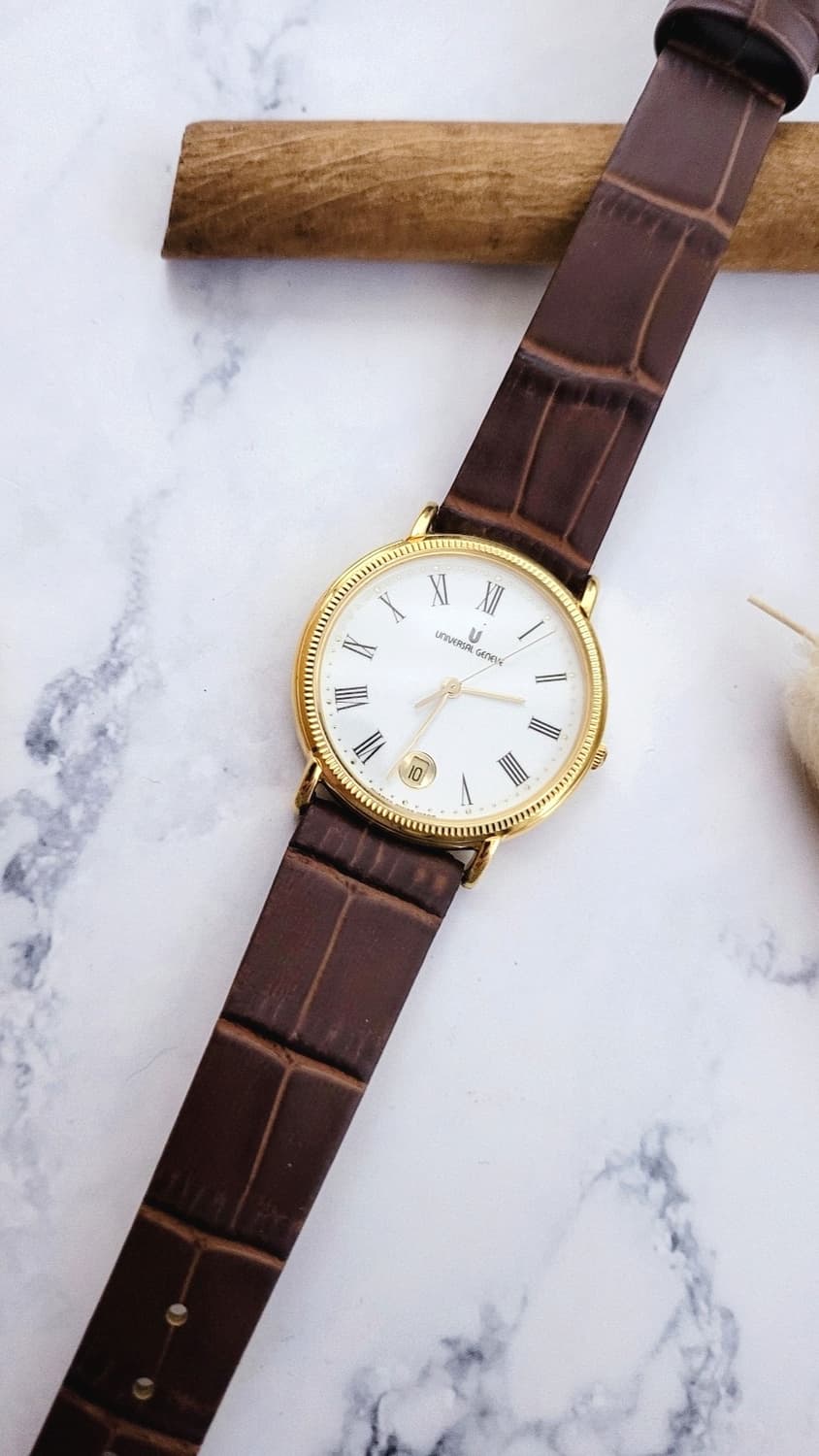 [특가상품]정품 유니버셜 제네브 코인 엣지 남여공용 쿼츠시계 상품이미지1