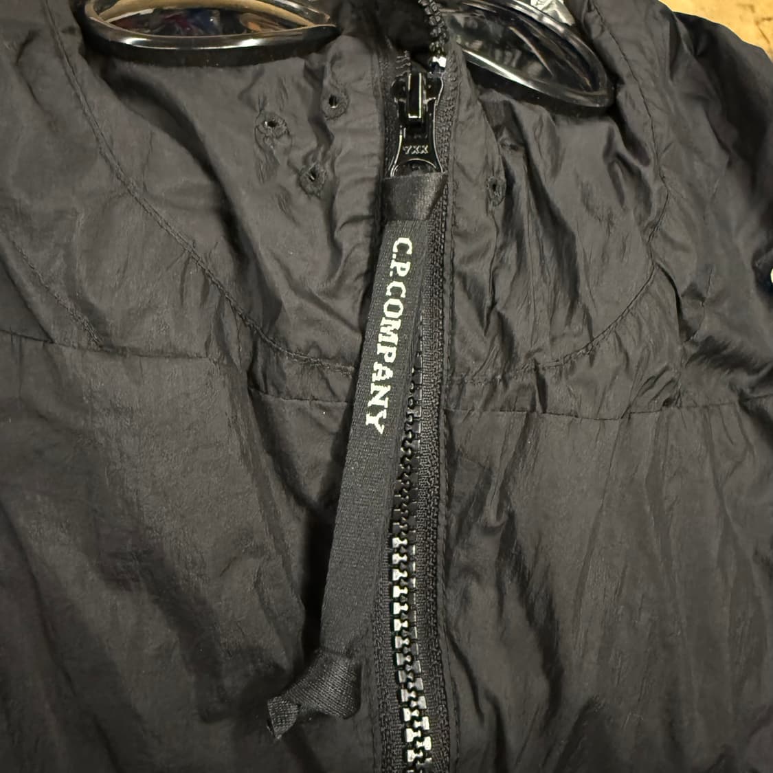 [정품] CP컴퍼니 x 아디다스 고글 후드 바람막이 블랙 b15 상품이미지7