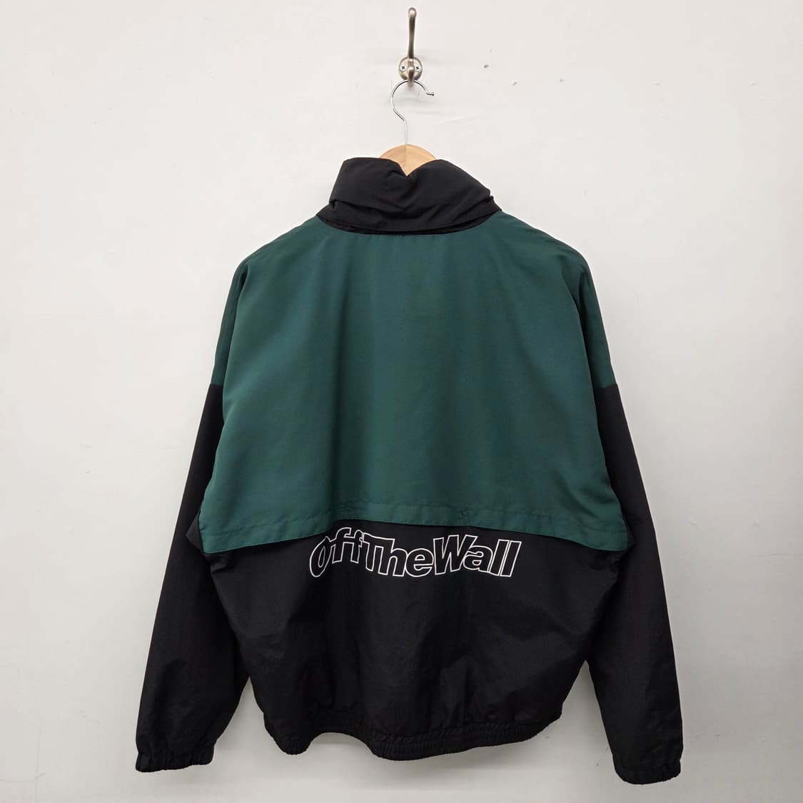 반스 Off The Wall 바람막이 그린/블랙 남m 상품이미지7