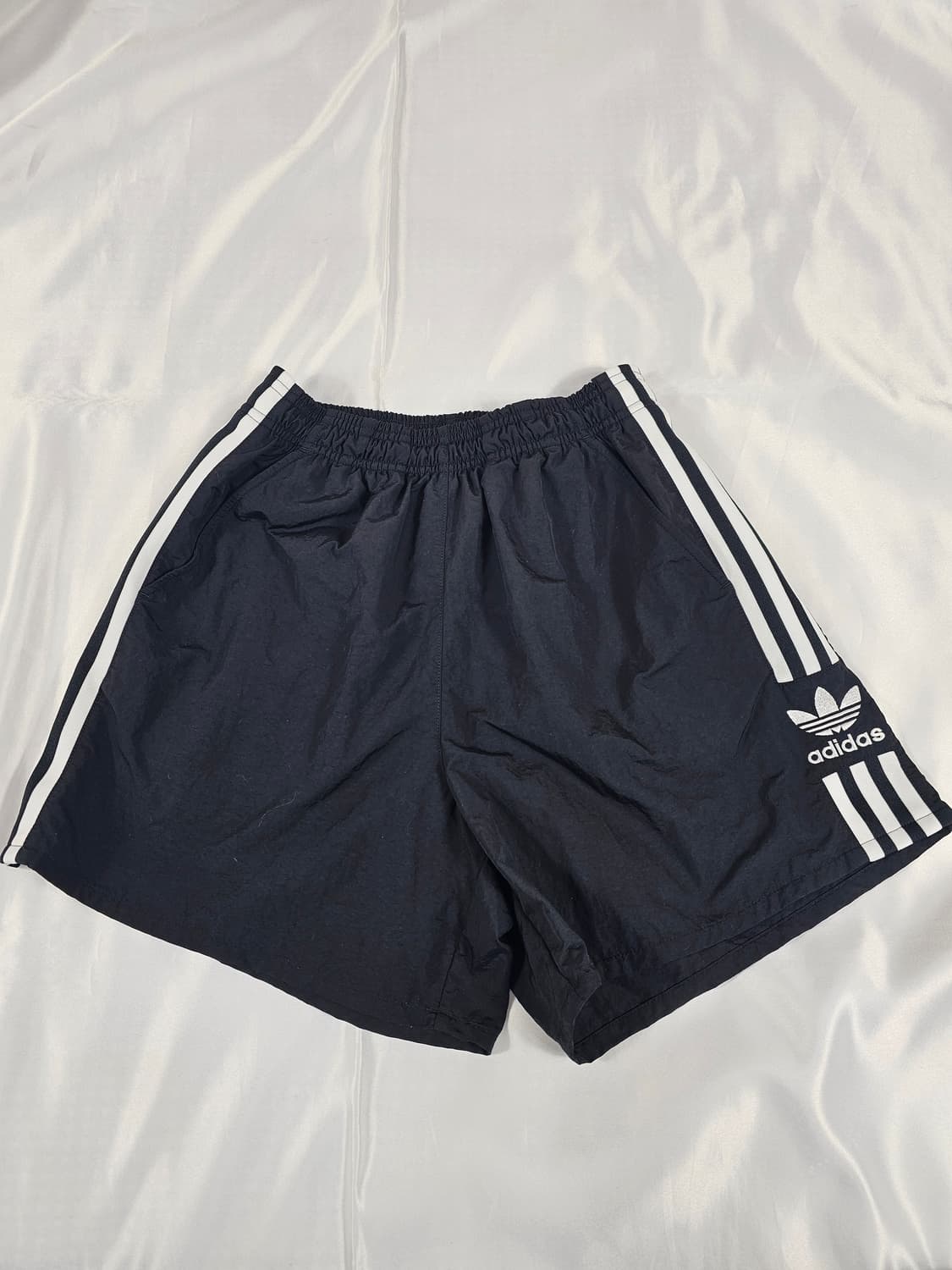 아디다스락업쇼츠 상품이미지1